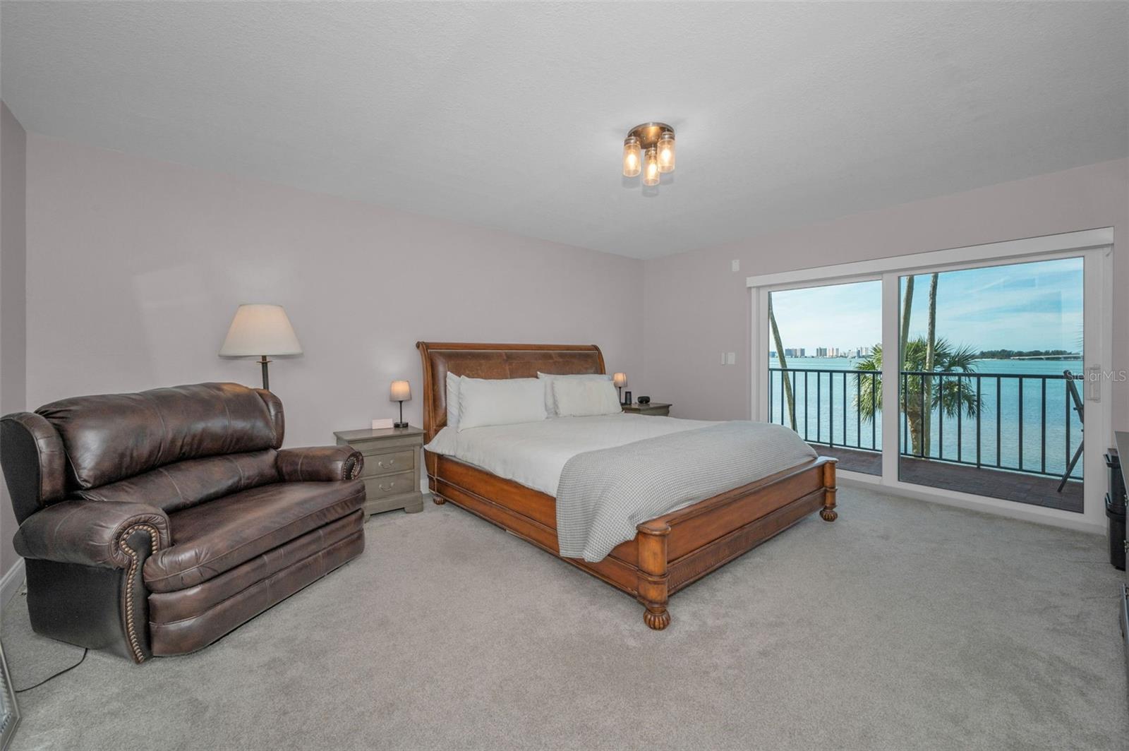 Image 32 of 47 For 55 Rogers Street 203