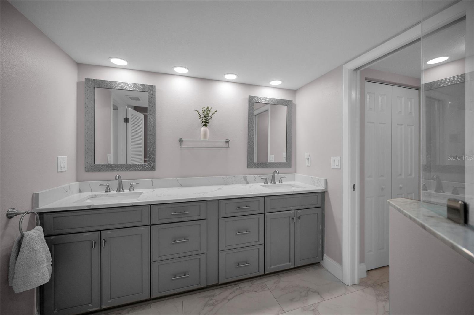 Image 36 of 47 For 55 Rogers Street 203