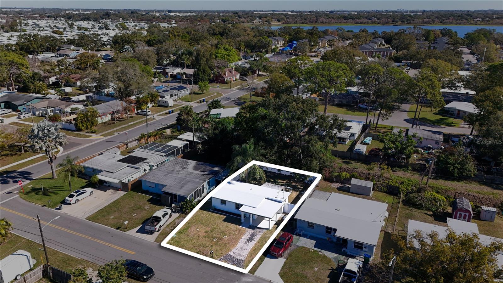 Listing photo id 14 for 12115 104th Street