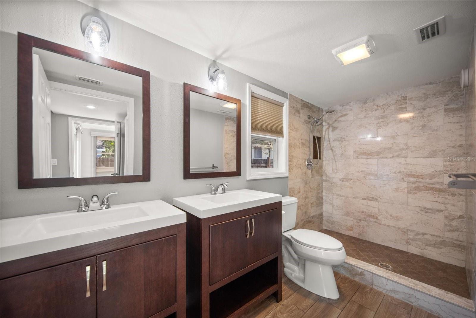 Image 17 of 30 For 1245 Idlewild Drive