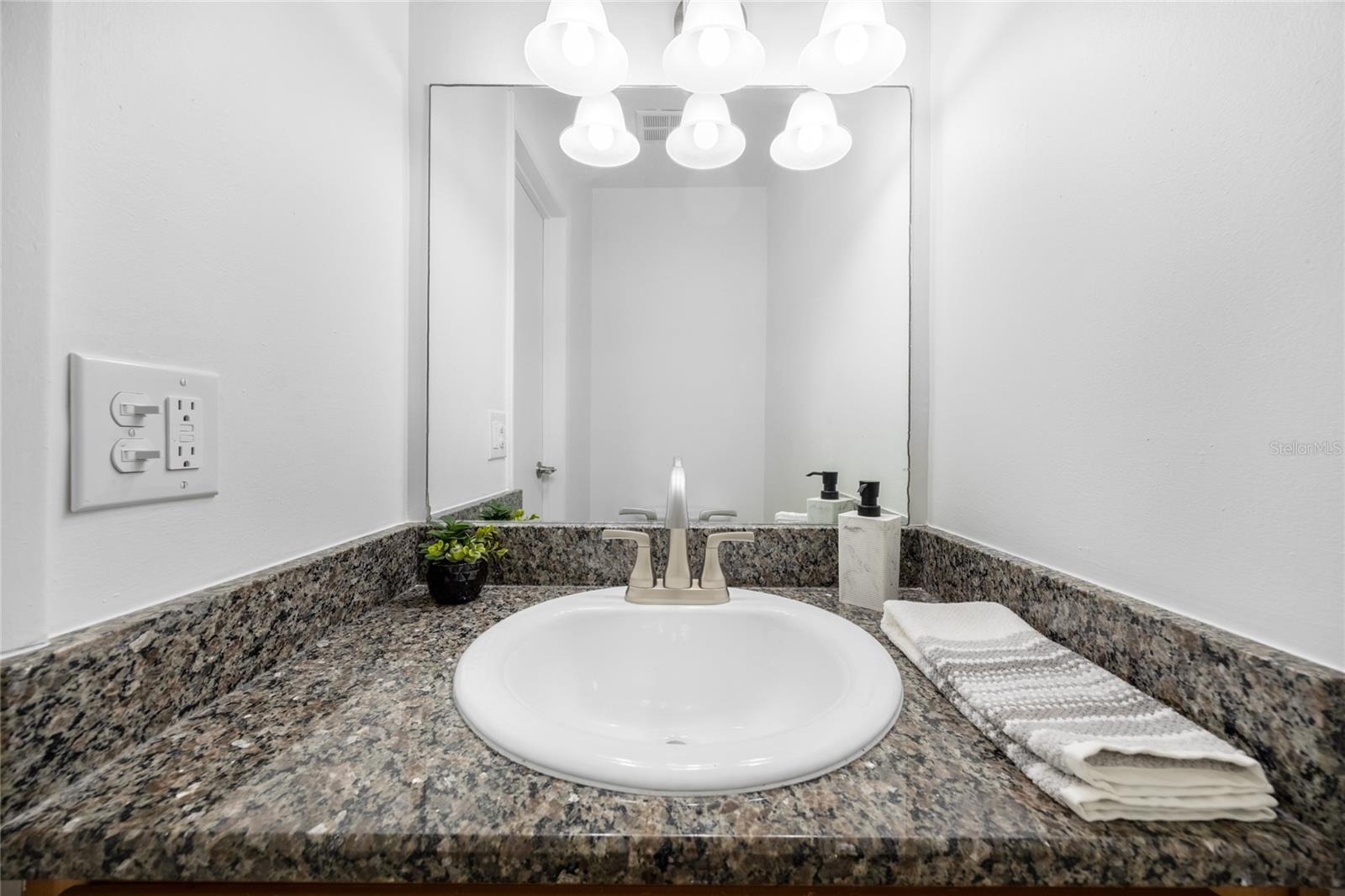 Image 14 of 38 For 711 75th Street 106