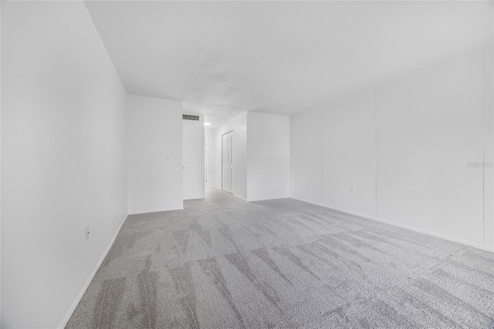 Image 18 of 38 For 711 75th Street 106