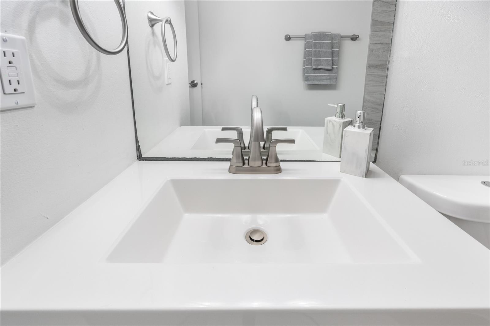 Image 32 of 38 For 711 75th Street 106