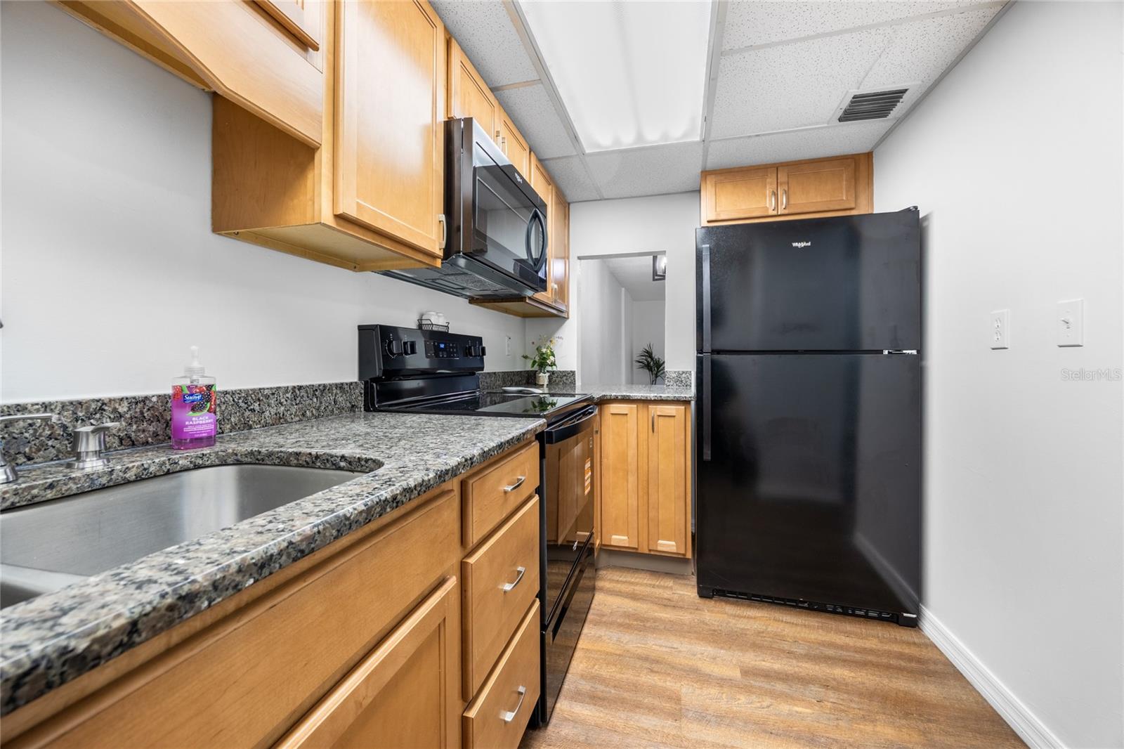 Image 5 of 38 For 711 75th Street 106