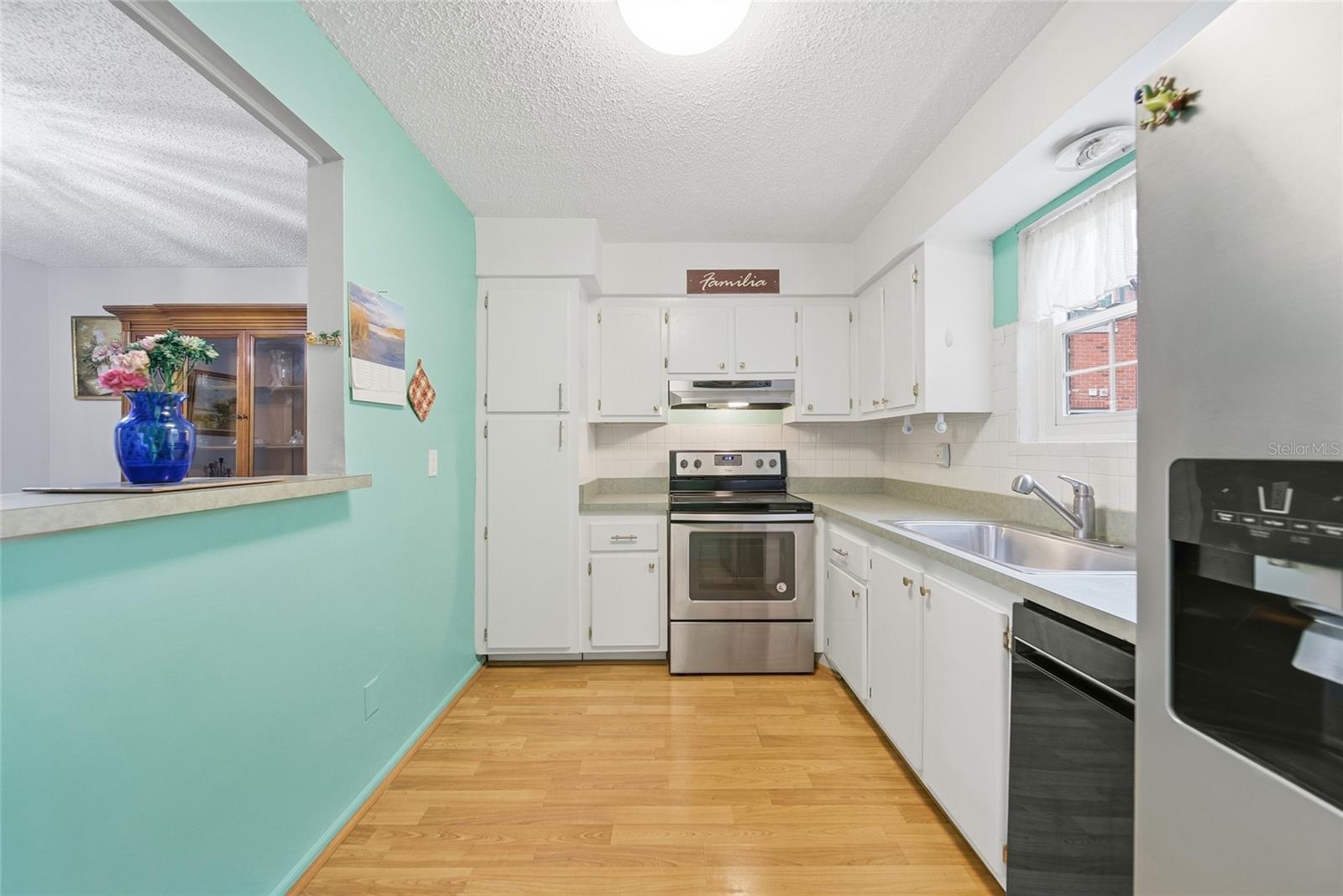 Image 10 of 28 For 3585 41st Terrace S 225