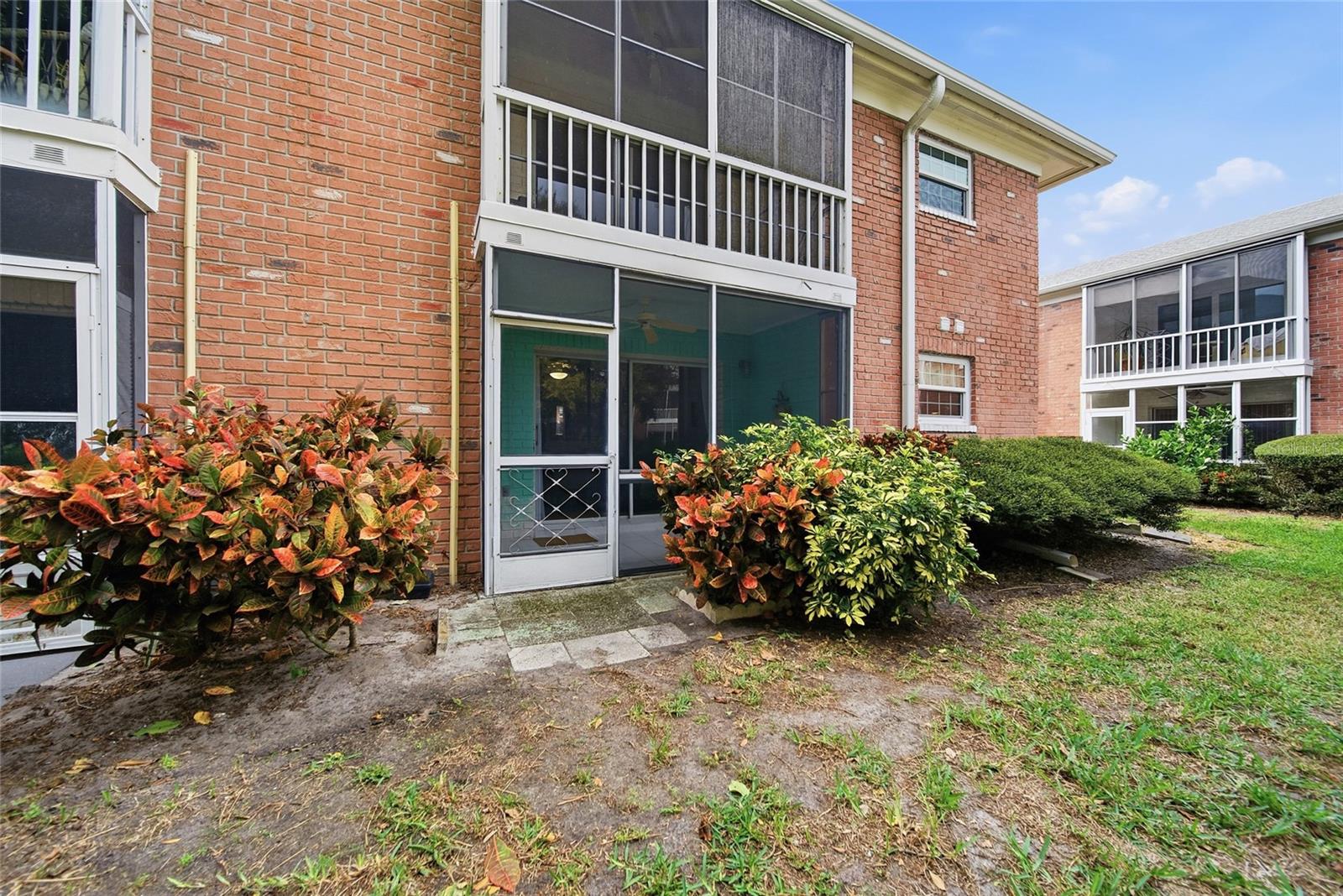 Image 21 of 28 For 3585 41st Terrace S 225