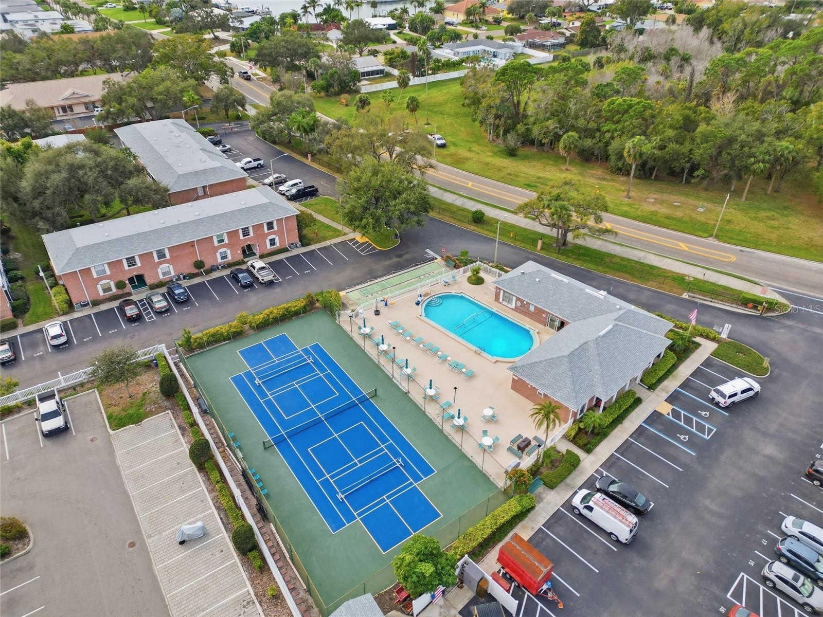 Image 26 of 28 For 3585 41st Terrace S 225