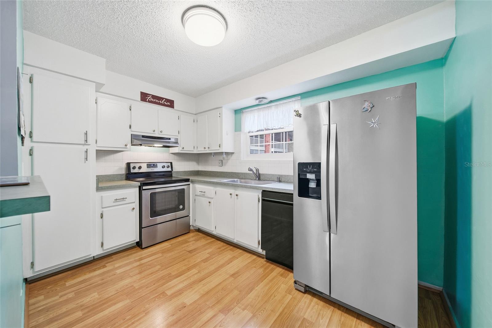 Image 9 of 28 For 3585 41st Terrace S 225