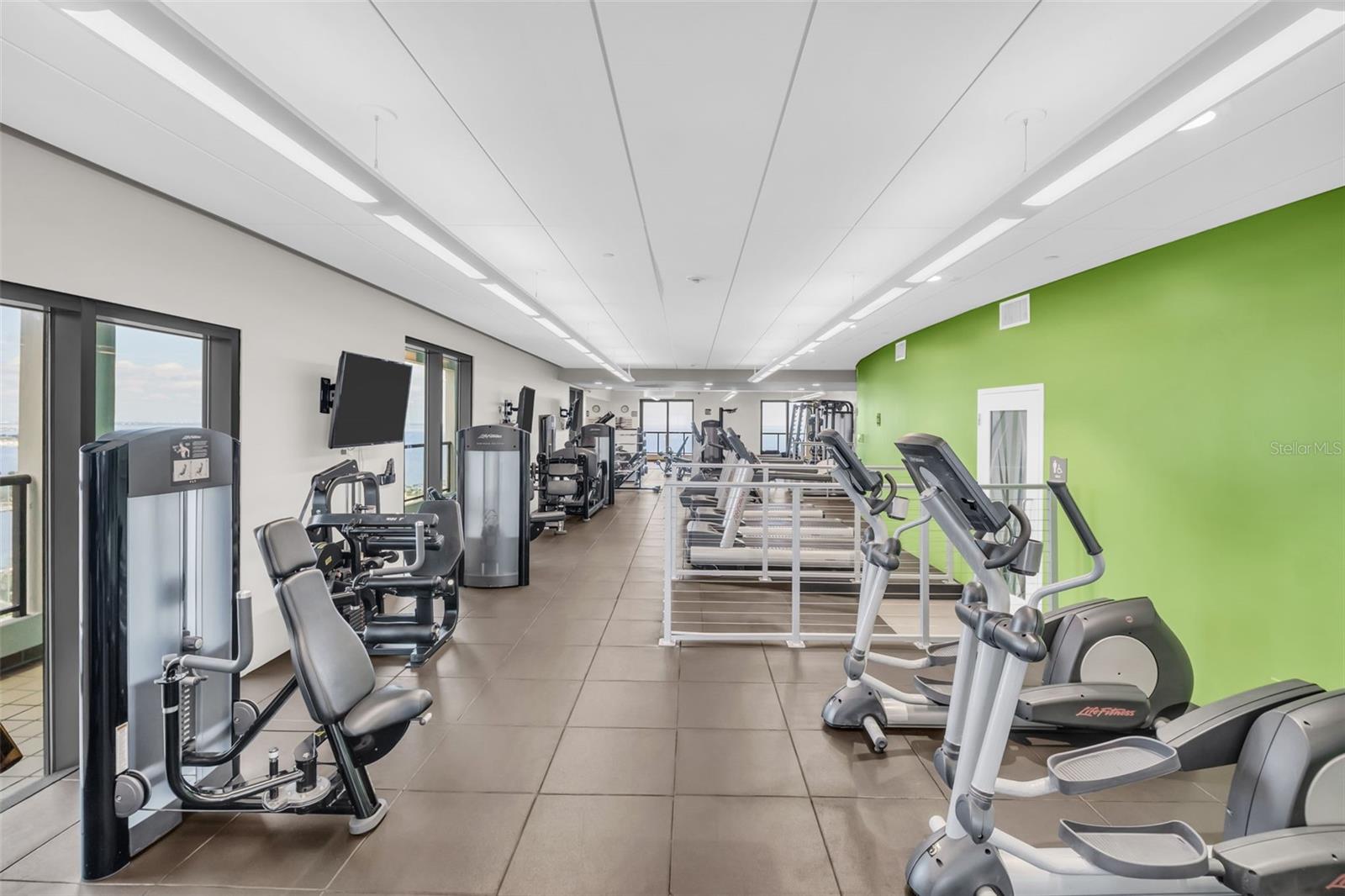 Image 40 of 40 For 1 Beach Drive Se 1910