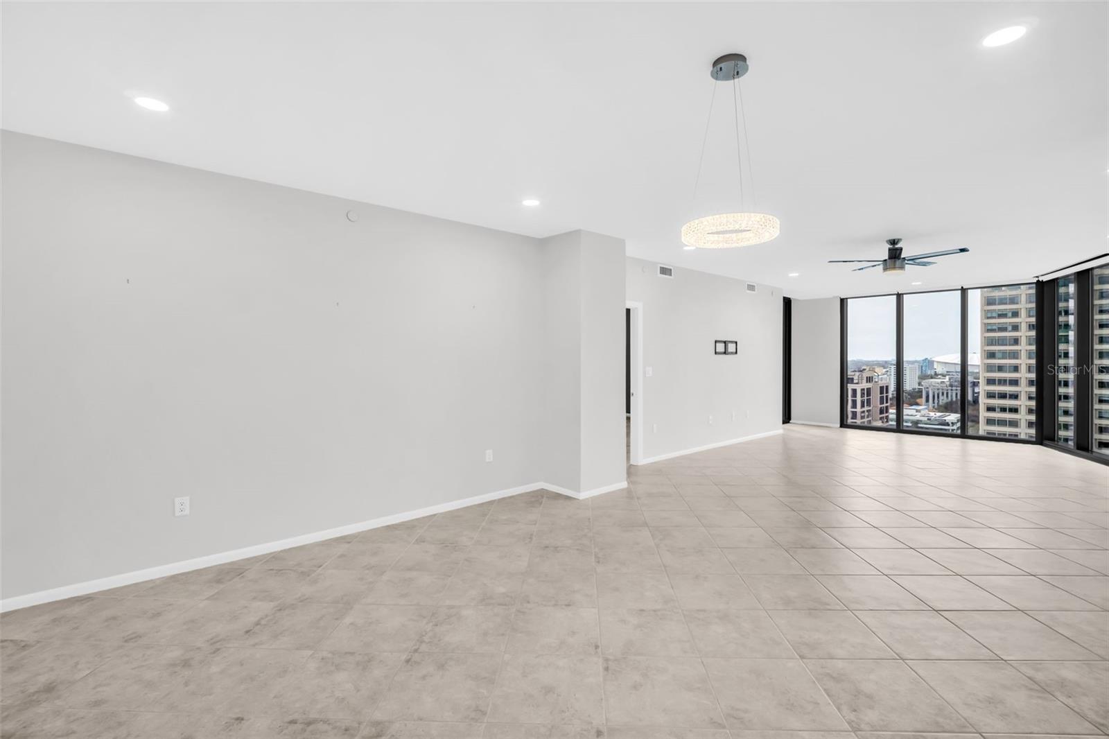 Image 6 of 40 For 1 Beach Drive Se 1910