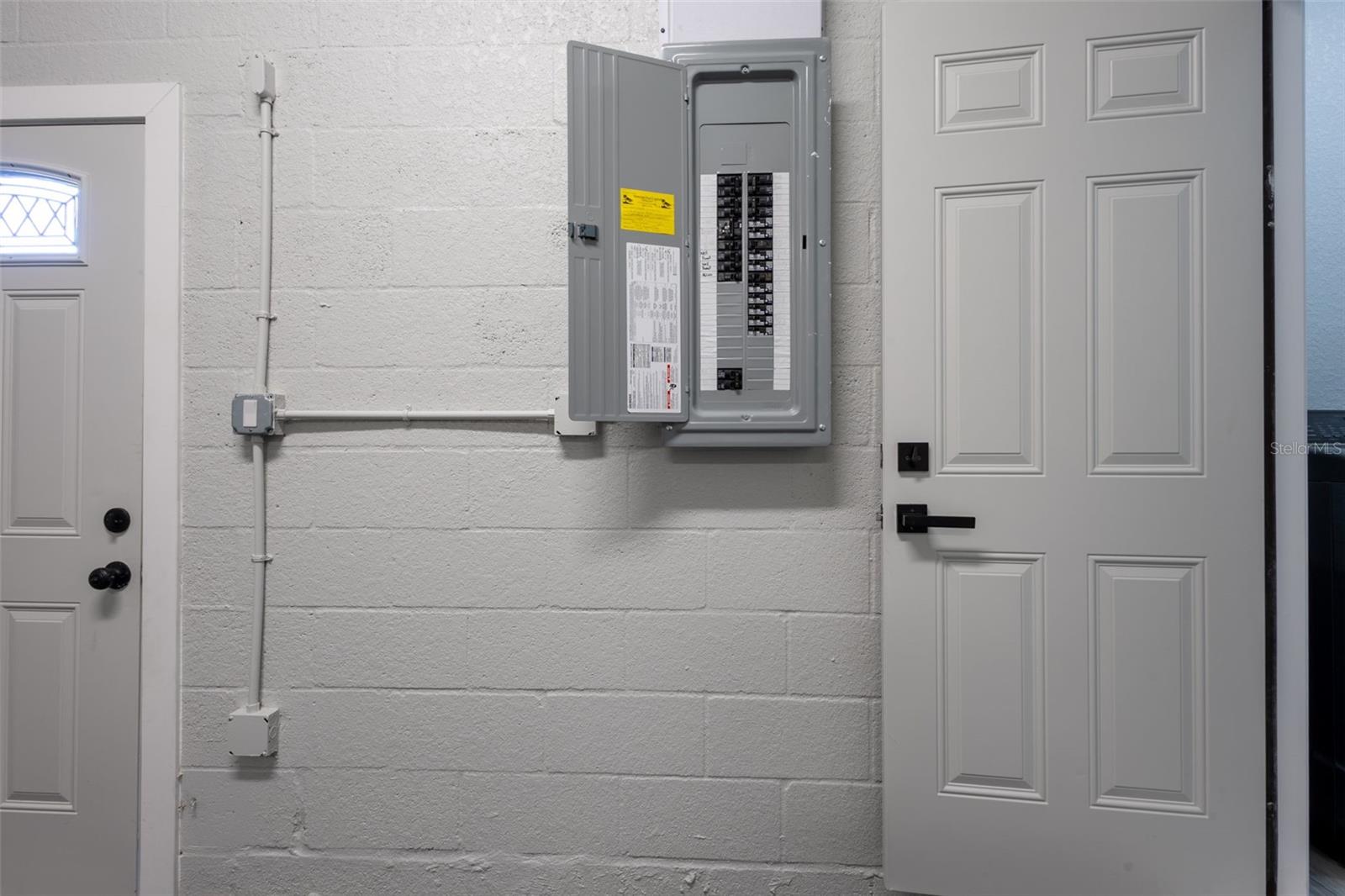 Image 37 of 51 For 9912 Golden Loop