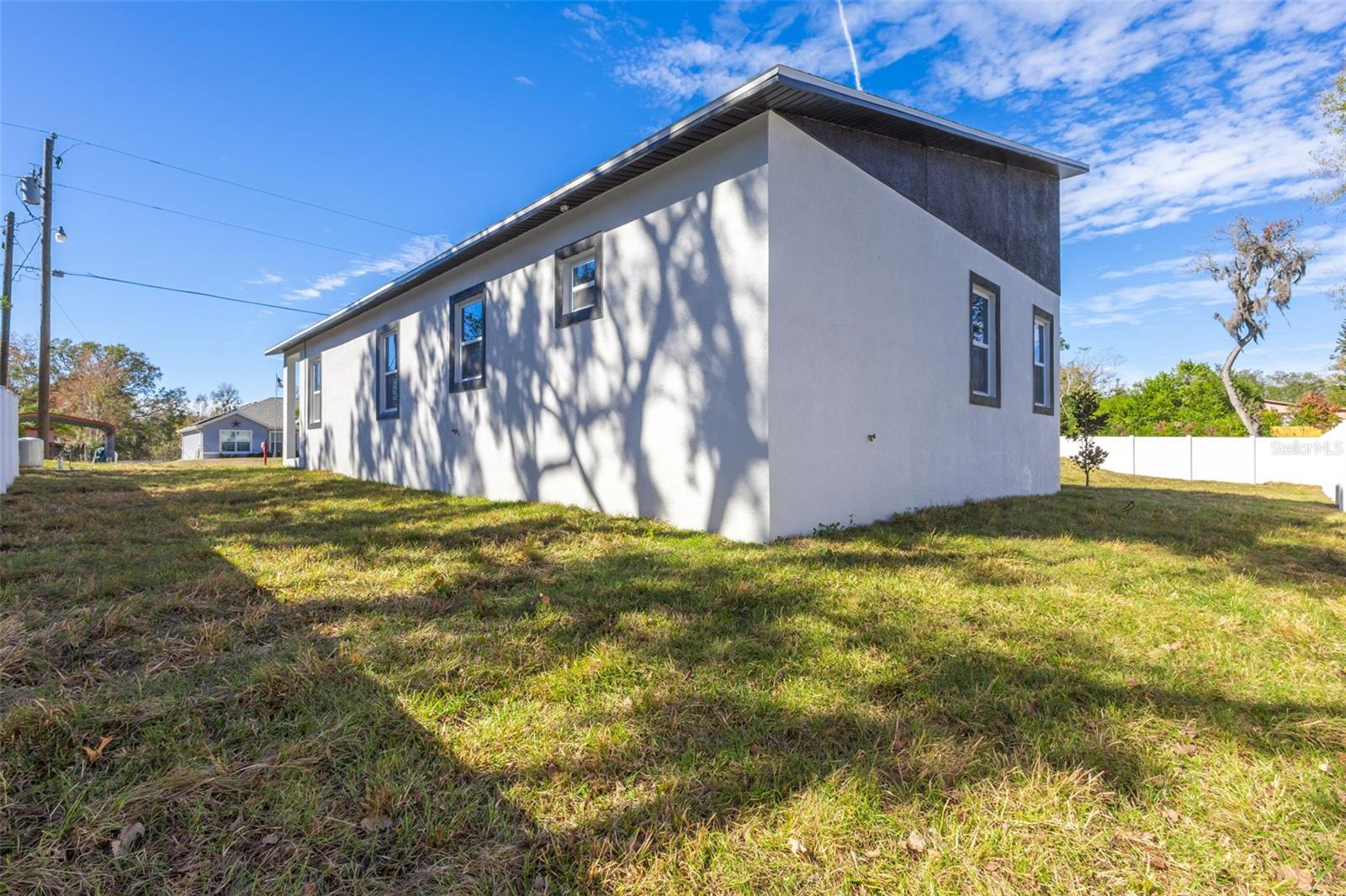 Image 45 of 51 For 9912 Golden Loop