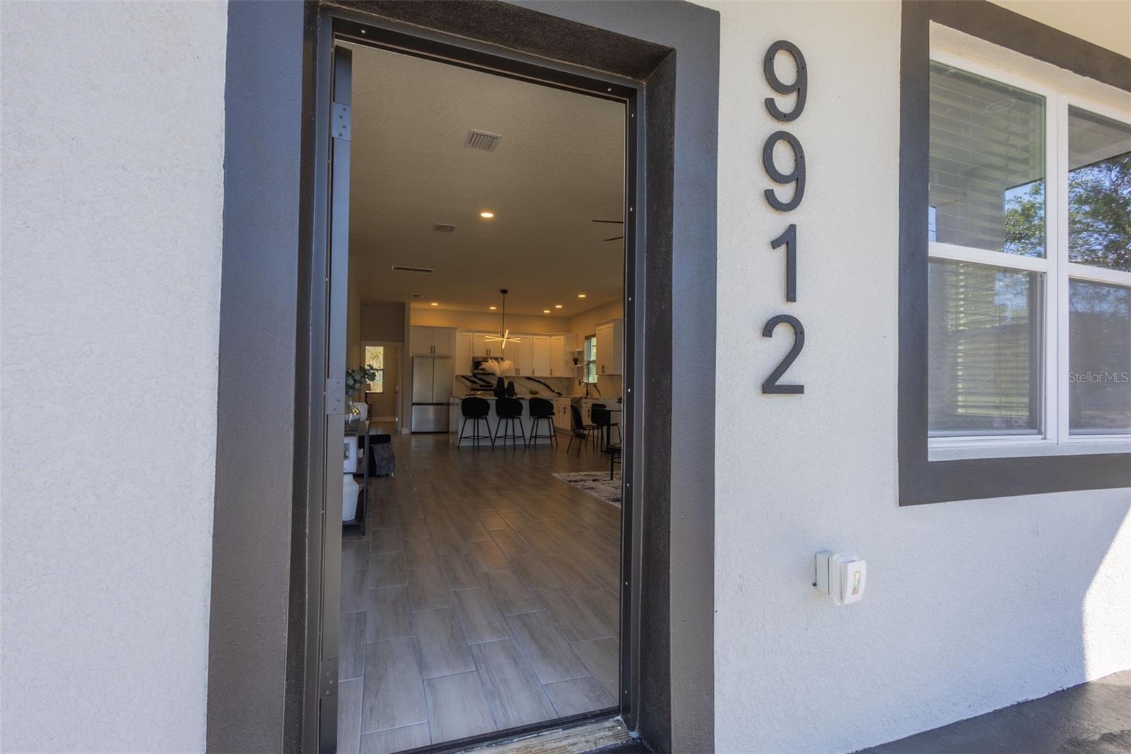 Image 7 of 51 For 9912 Golden Loop