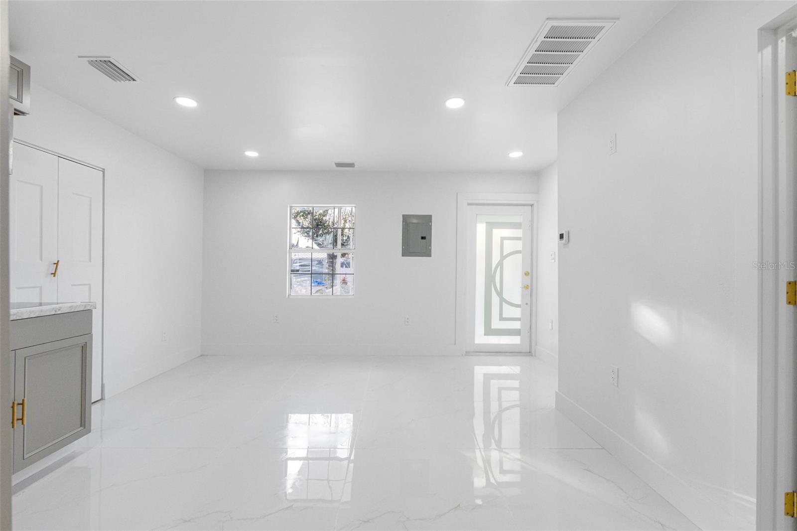 Image 39 of 77 For 7223 Clark Avenue