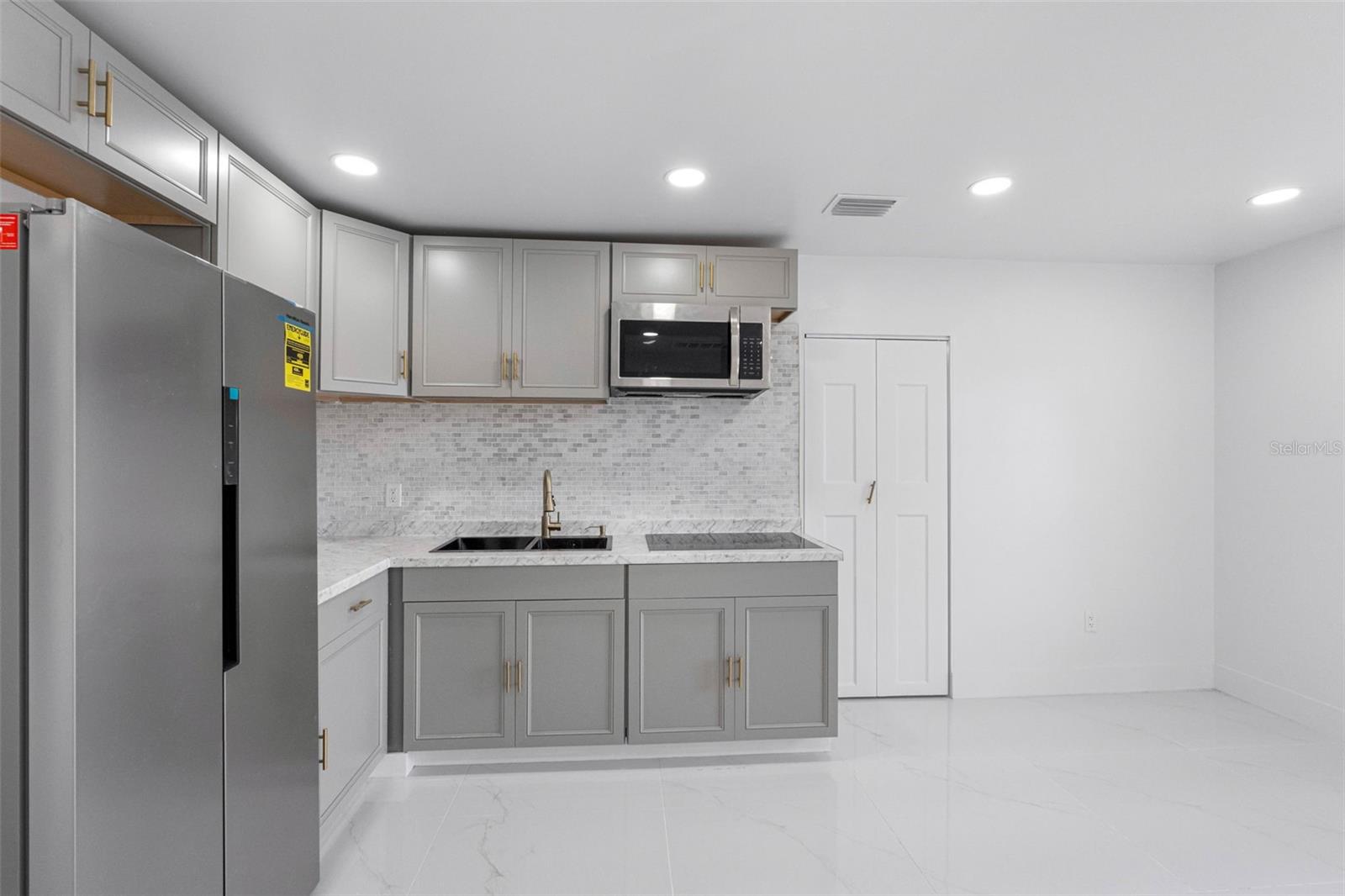 Image 40 of 77 For 7223 Clark Avenue