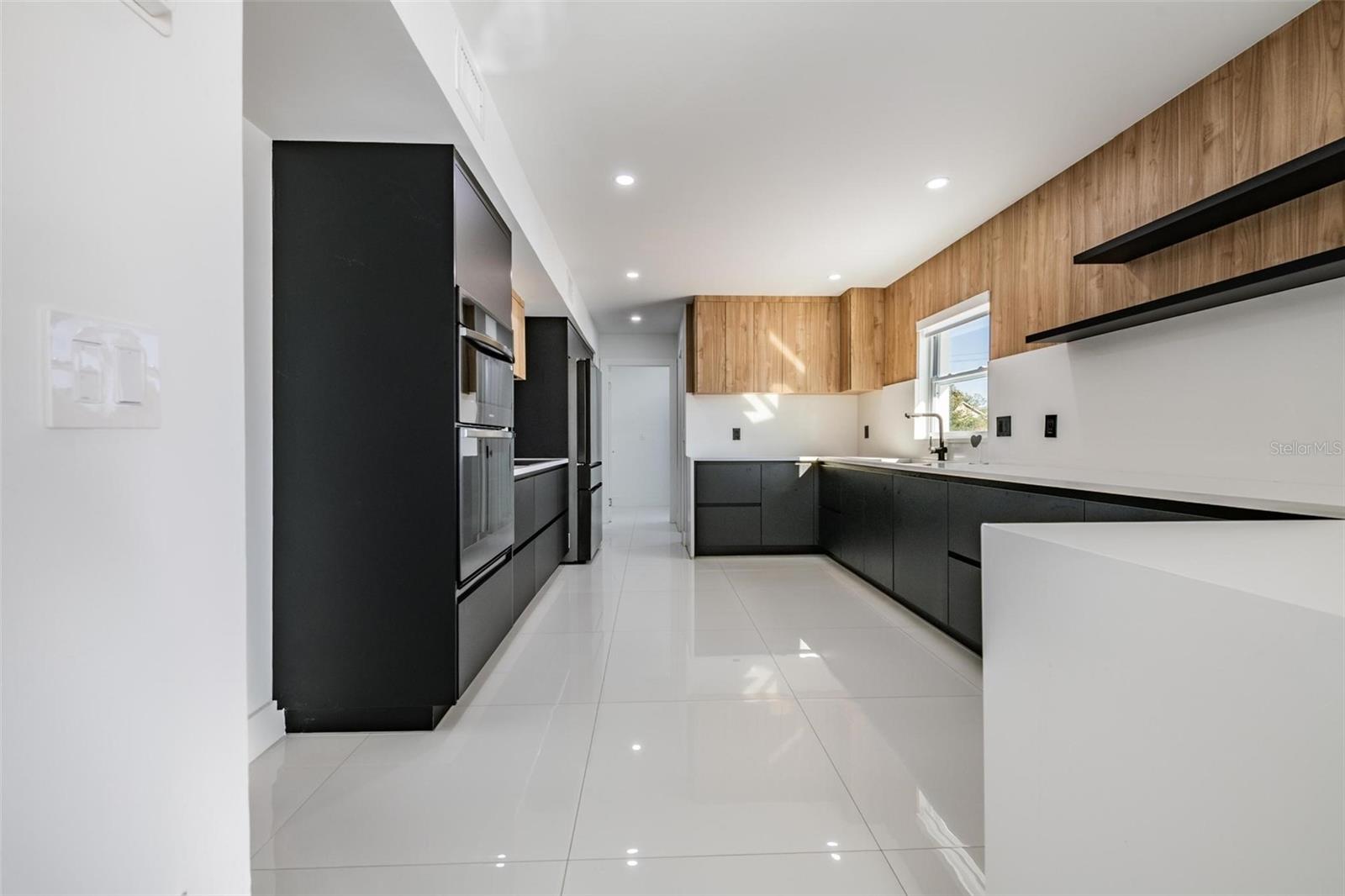 Image 13 of 45 For 16107 Pebblebrook Drive