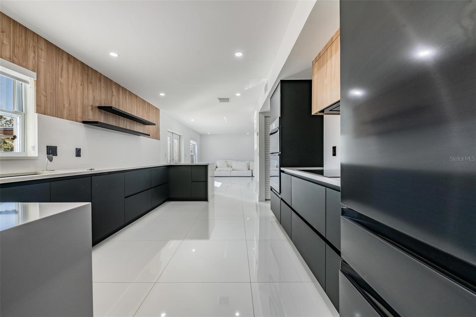 Image 14 of 45 For 16107 Pebblebrook Drive