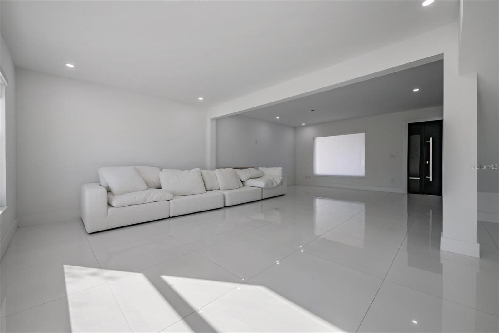 Image 17 of 45 For 16107 Pebblebrook Drive