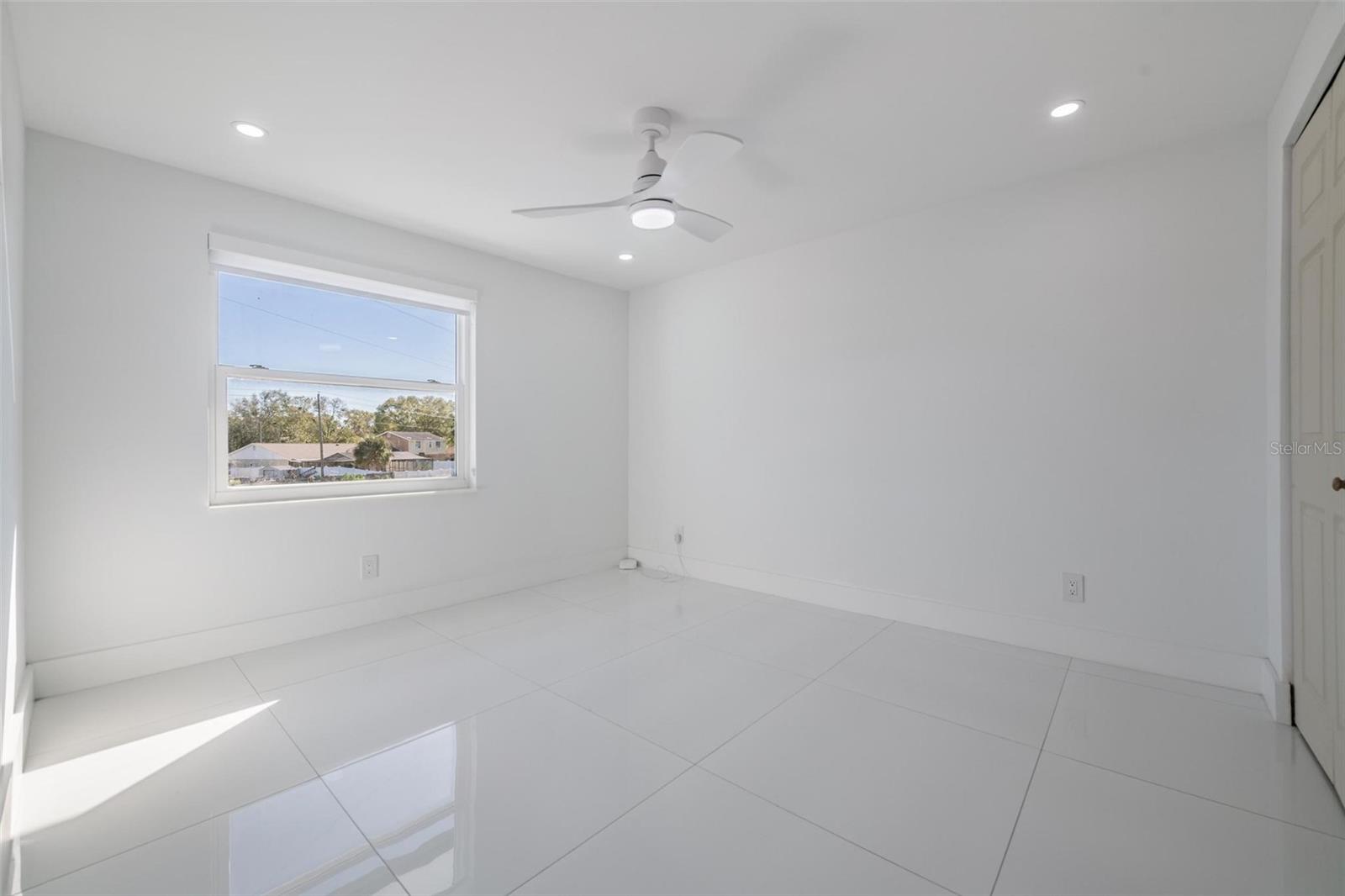 Image 25 of 45 For 16107 Pebblebrook Drive