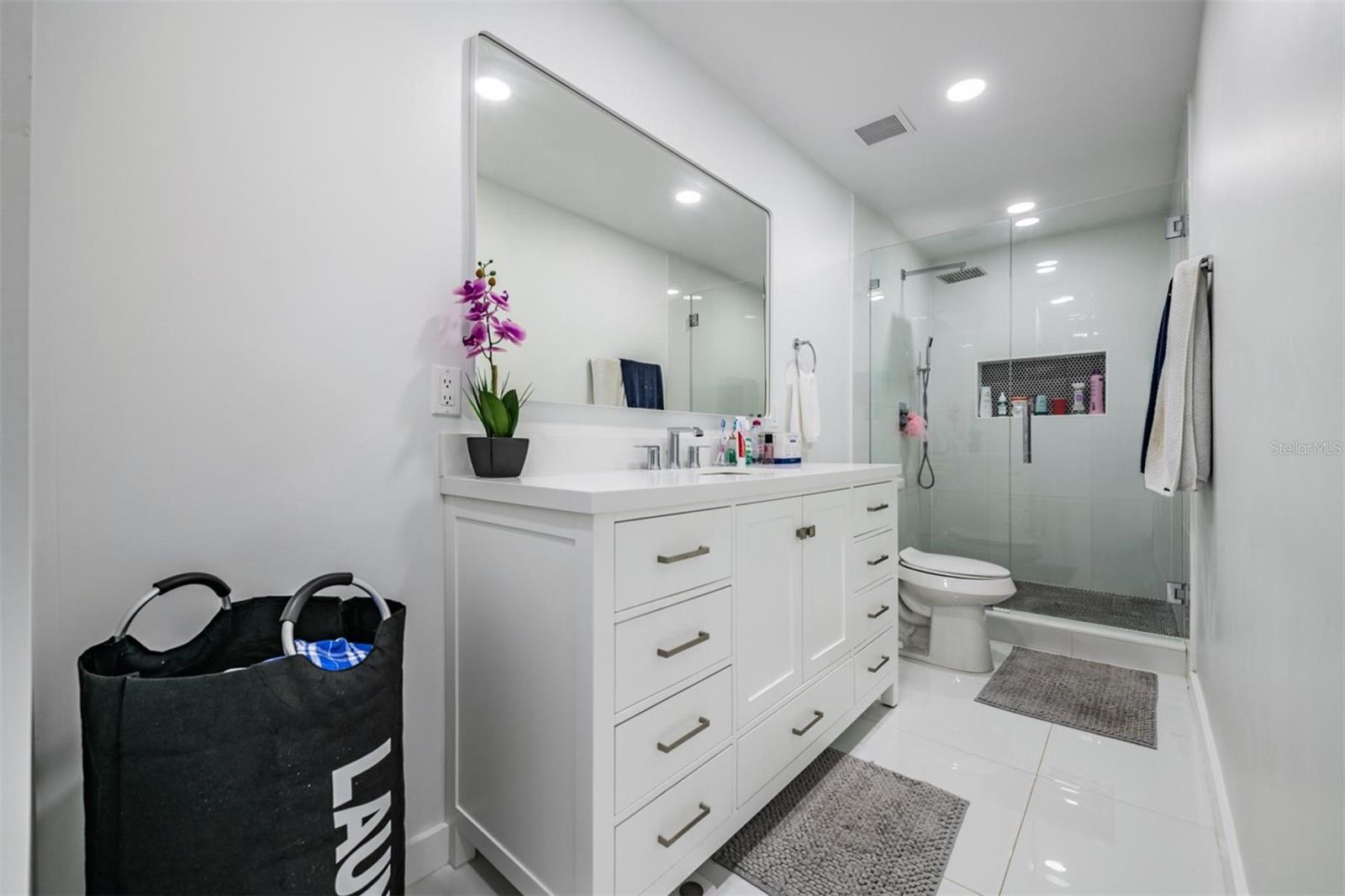 Image 37 of 45 For 16107 Pebblebrook Drive