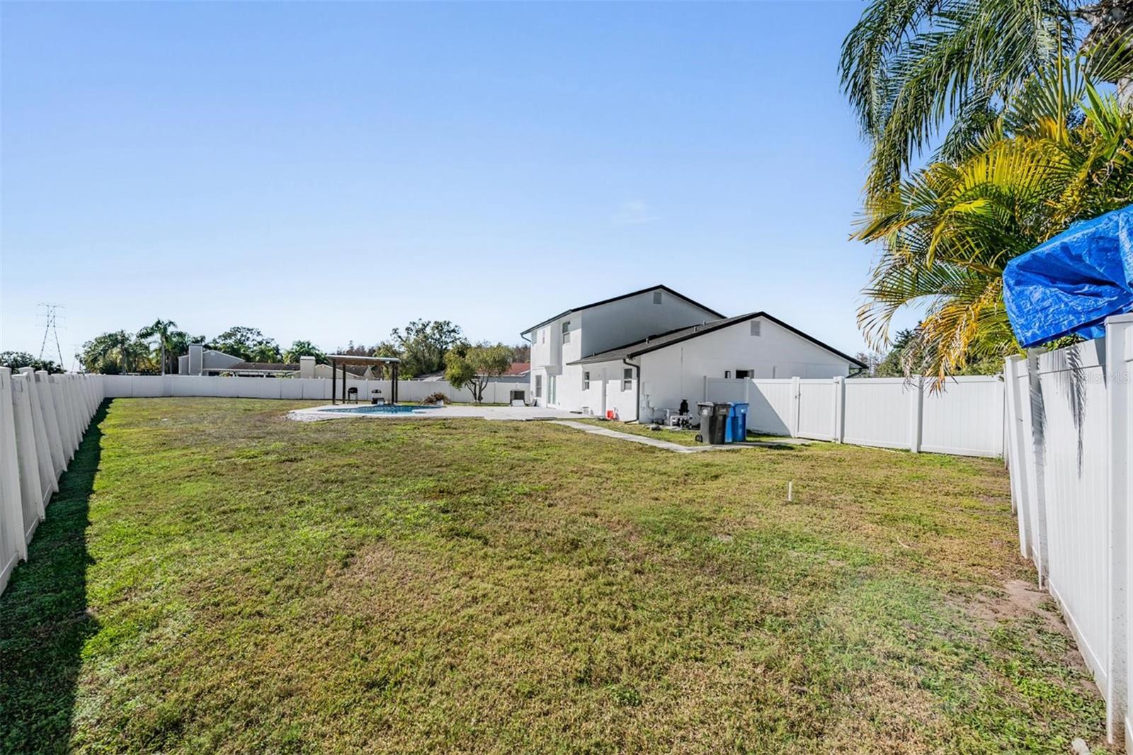 Image 41 of 45 For 16107 Pebblebrook Drive