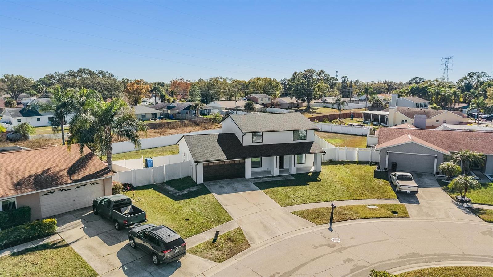 Image 6 of 45 For 16107 Pebblebrook Drive