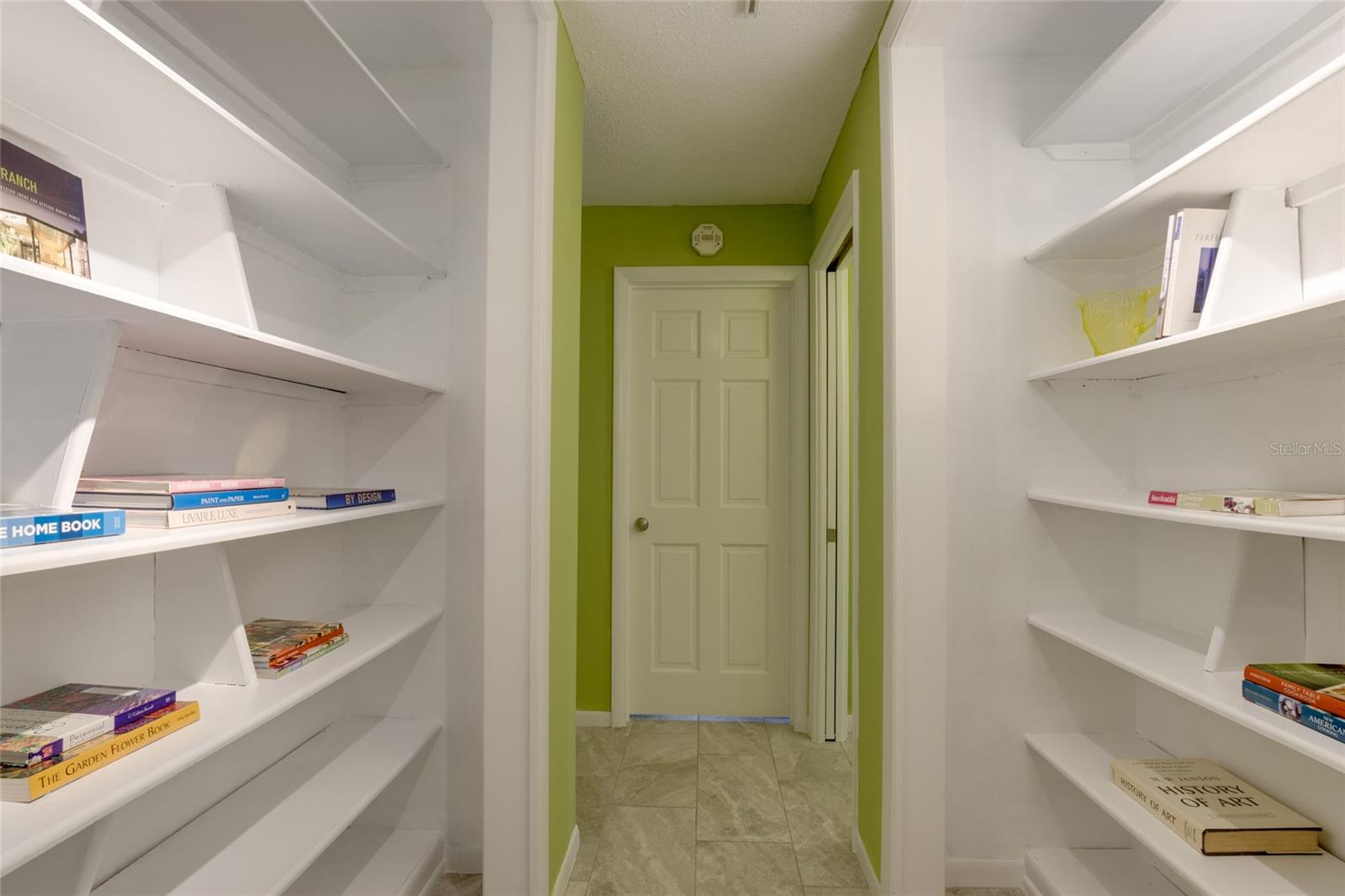 Image 18 of 25 For 511 Crystal Beach Avenue