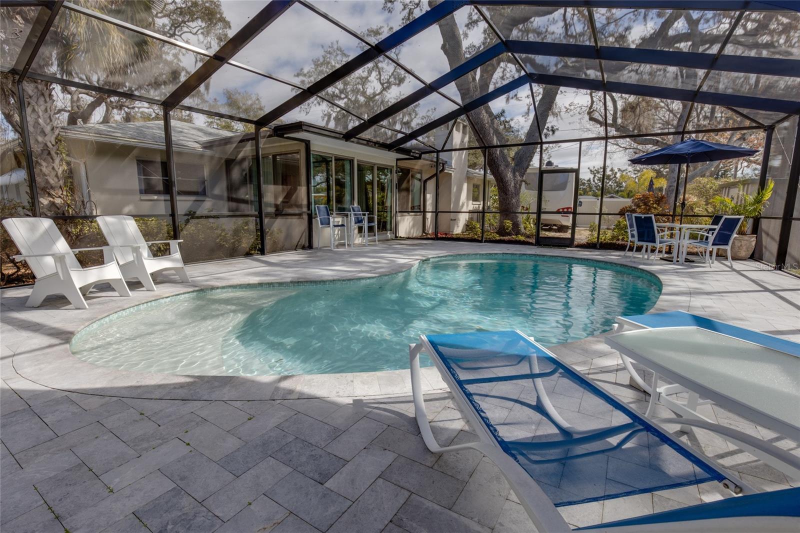 Image 7 of 25 For 511 Crystal Beach Avenue