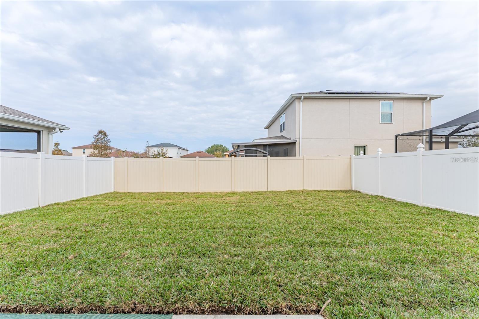 Image 3 of 6 For 10405 Laguna Plains Drive