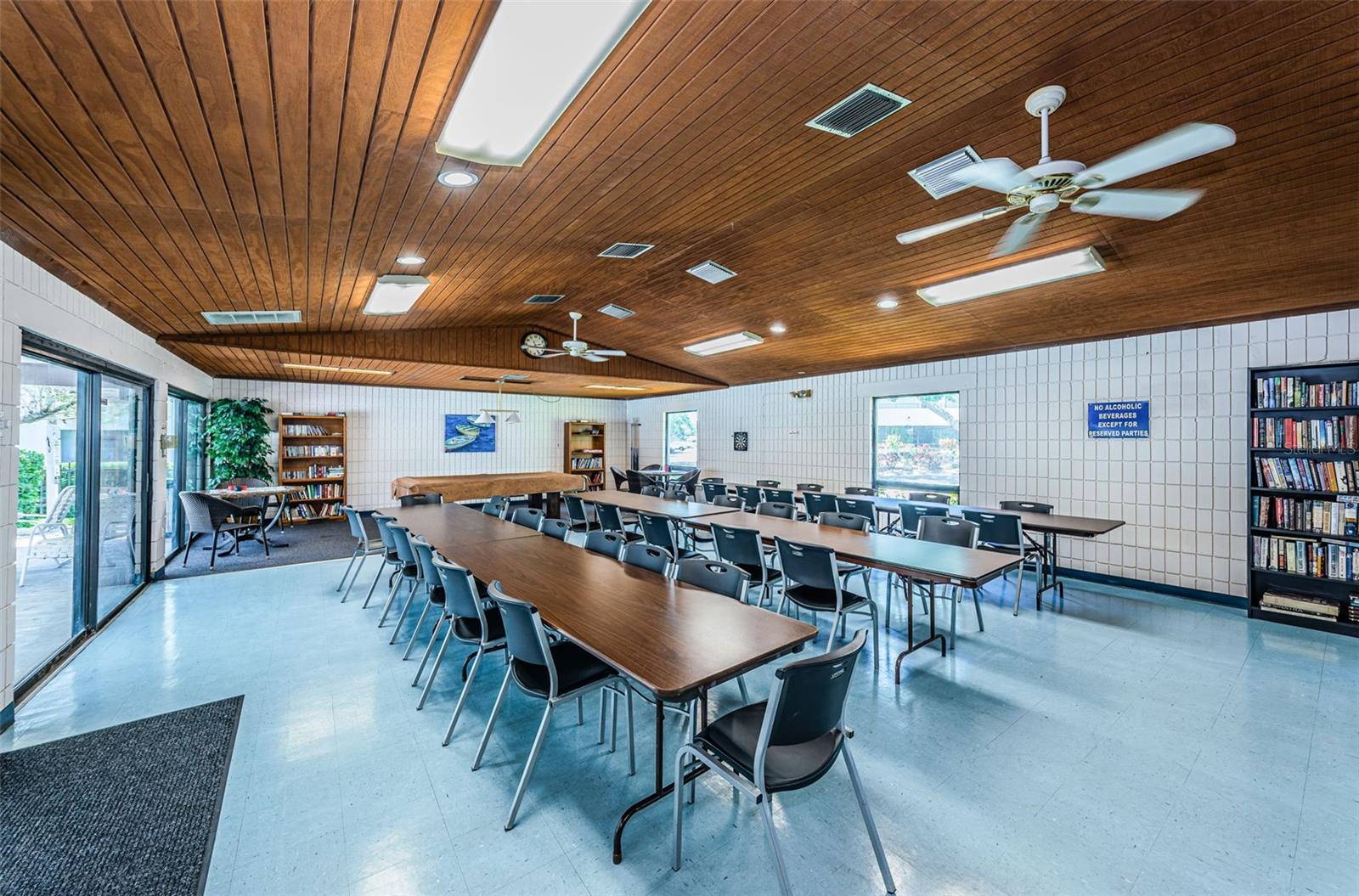 Image 71 of 79 For 2587 Countryside Boulevard 6109