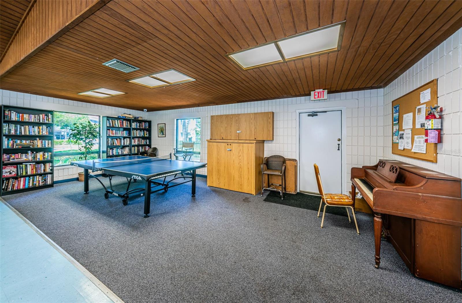 Image 76 of 79 For 2587 Countryside Boulevard 6109