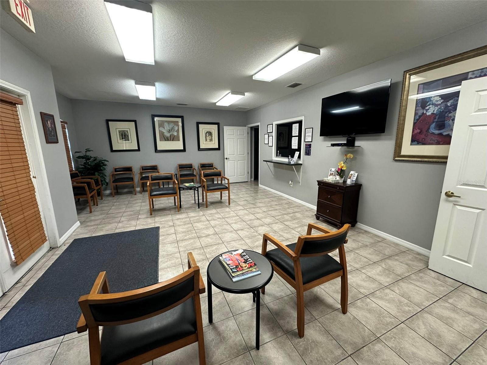 Image 4 of 15 For 10960 Sheldon Road