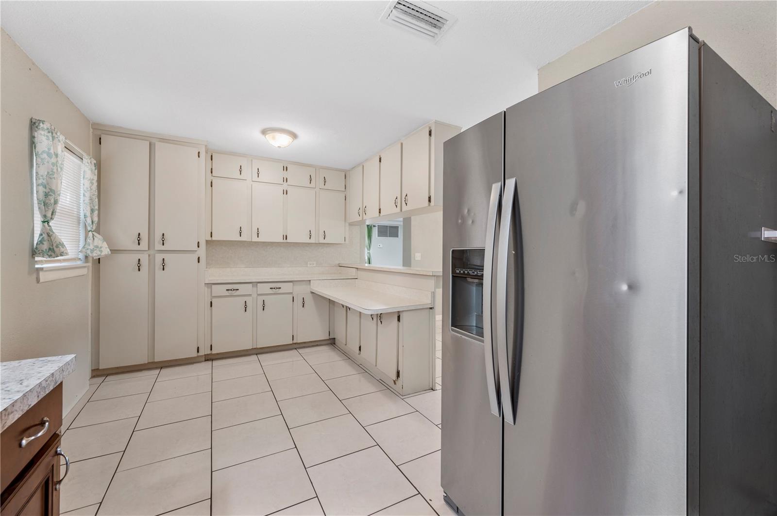 Image 10 of 29 For 3305 Hughes Street