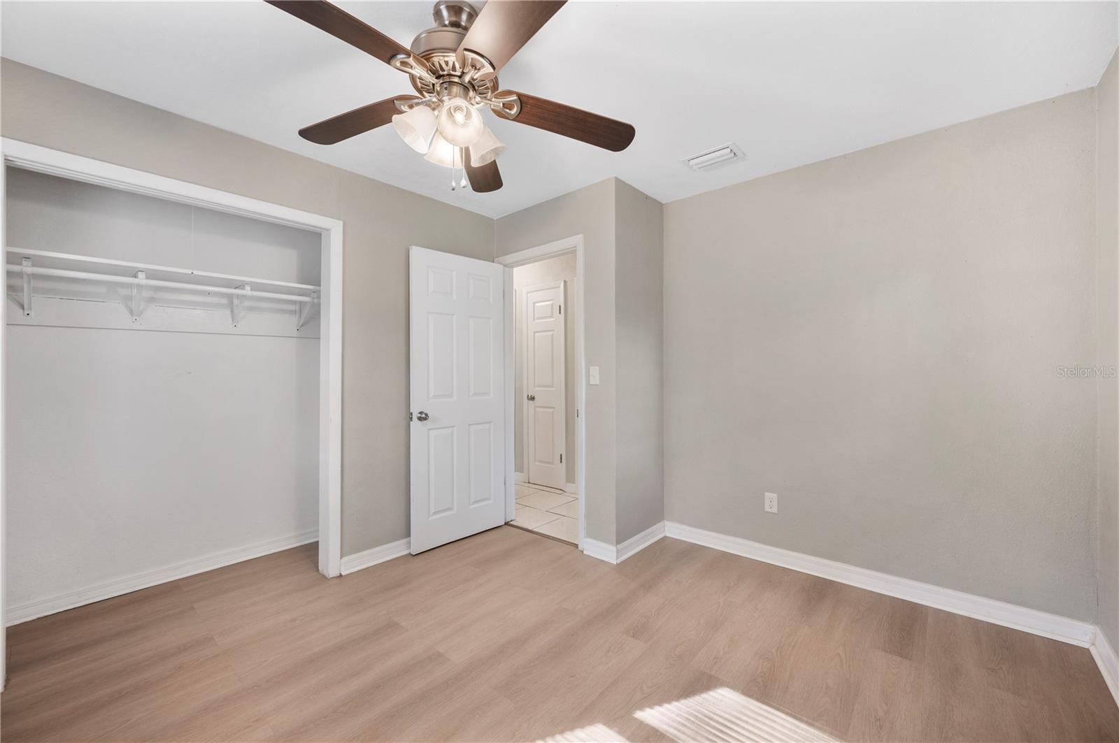 Image 19 of 29 For 3305 Hughes Street