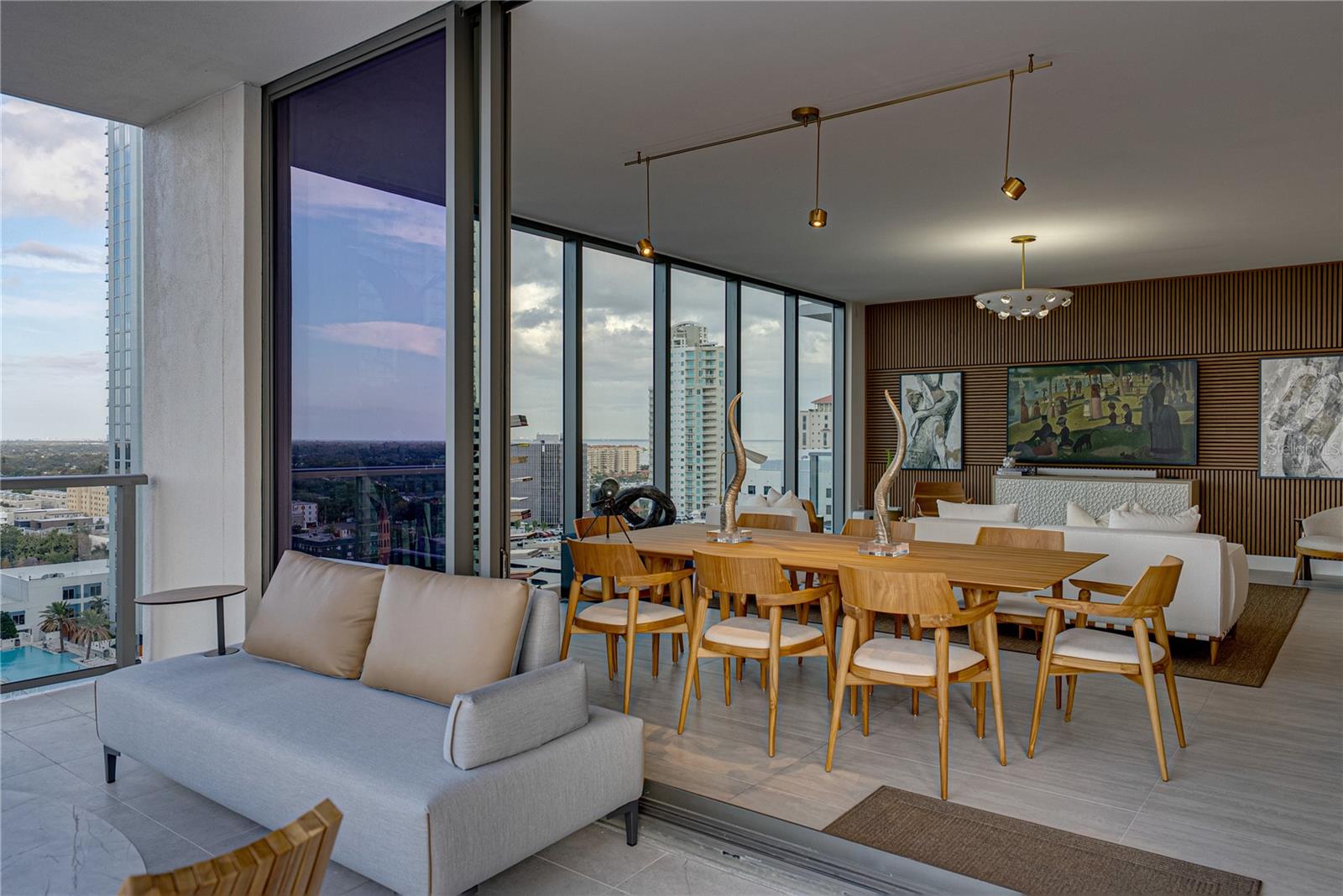 Image 29 of 100 For 275 1st Avenue S 1701