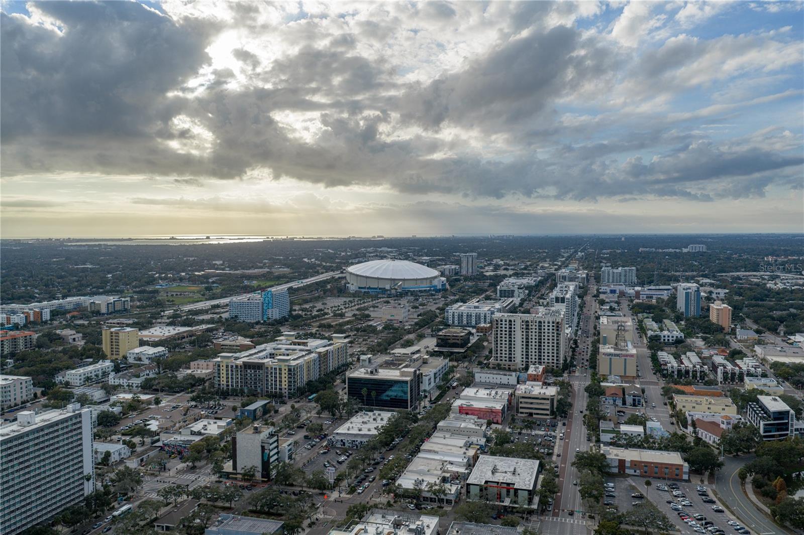 Image 33 of 100 For 275 1st Avenue S 1701