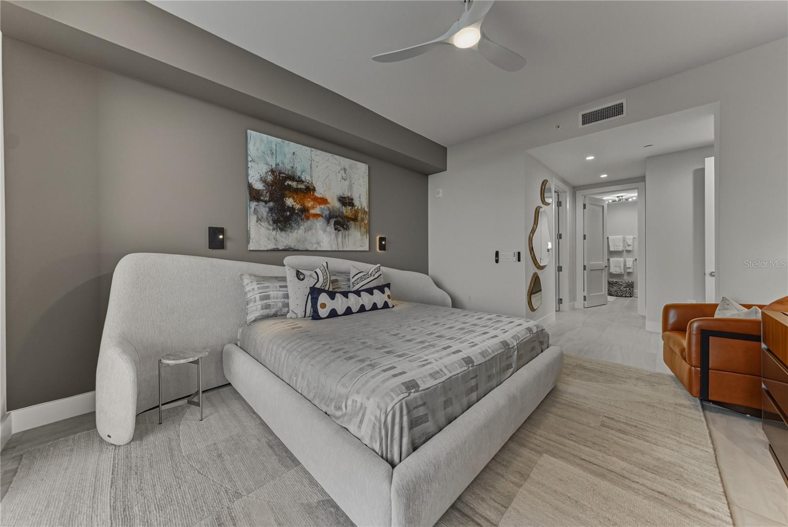 Image 41 of 100 For 275 1st Avenue S 1701