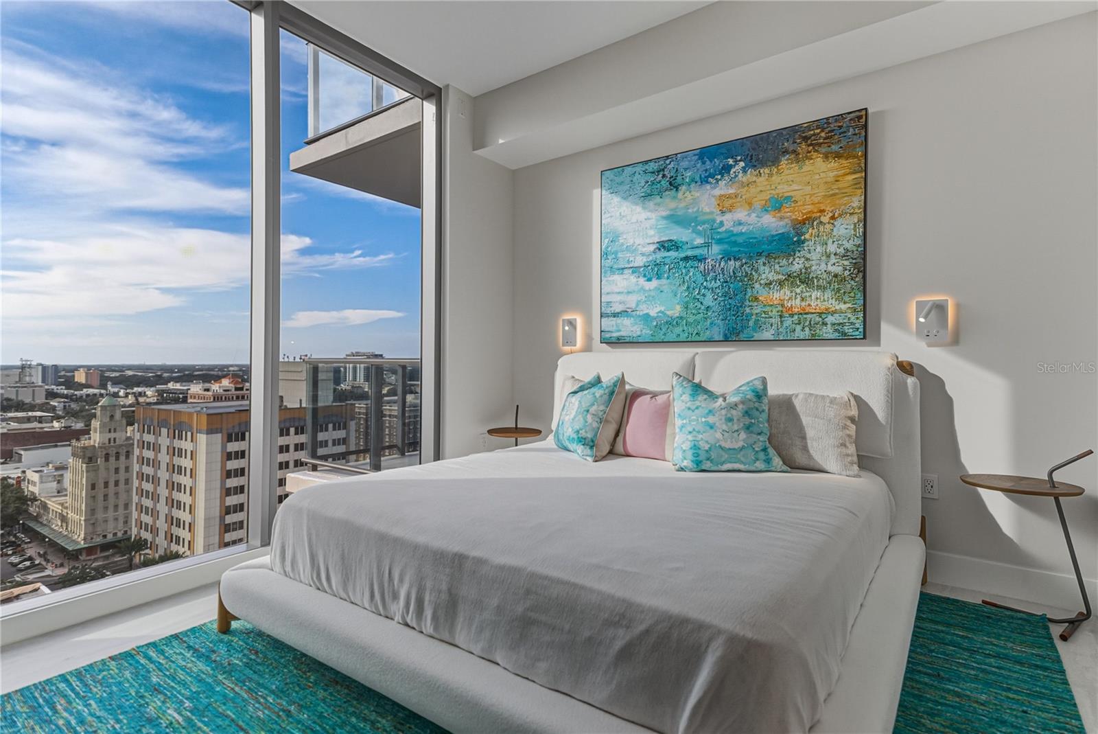 Image 55 of 100 For 275 1st Avenue S 1701