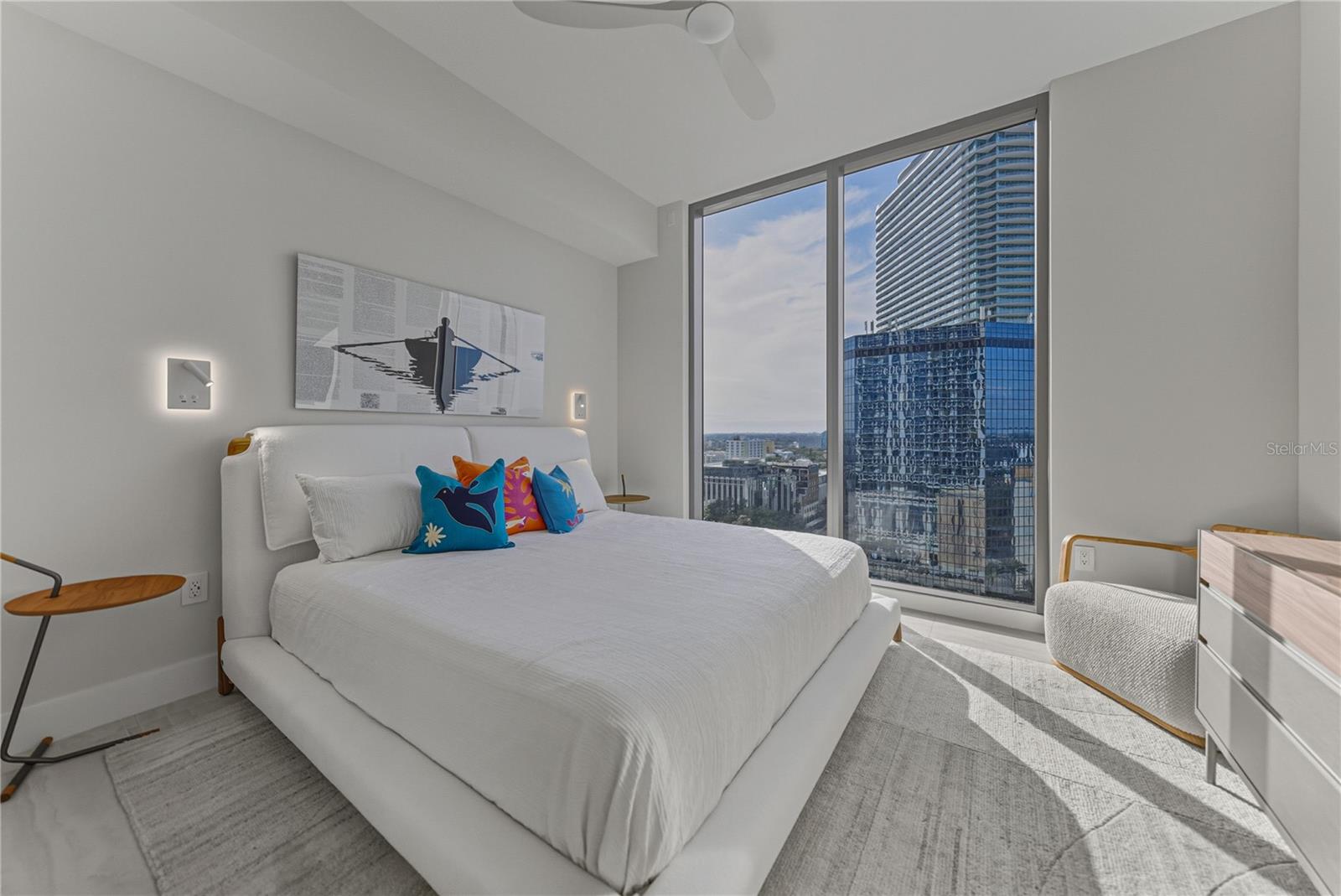 Image 66 of 100 For 275 1st Avenue S 1701