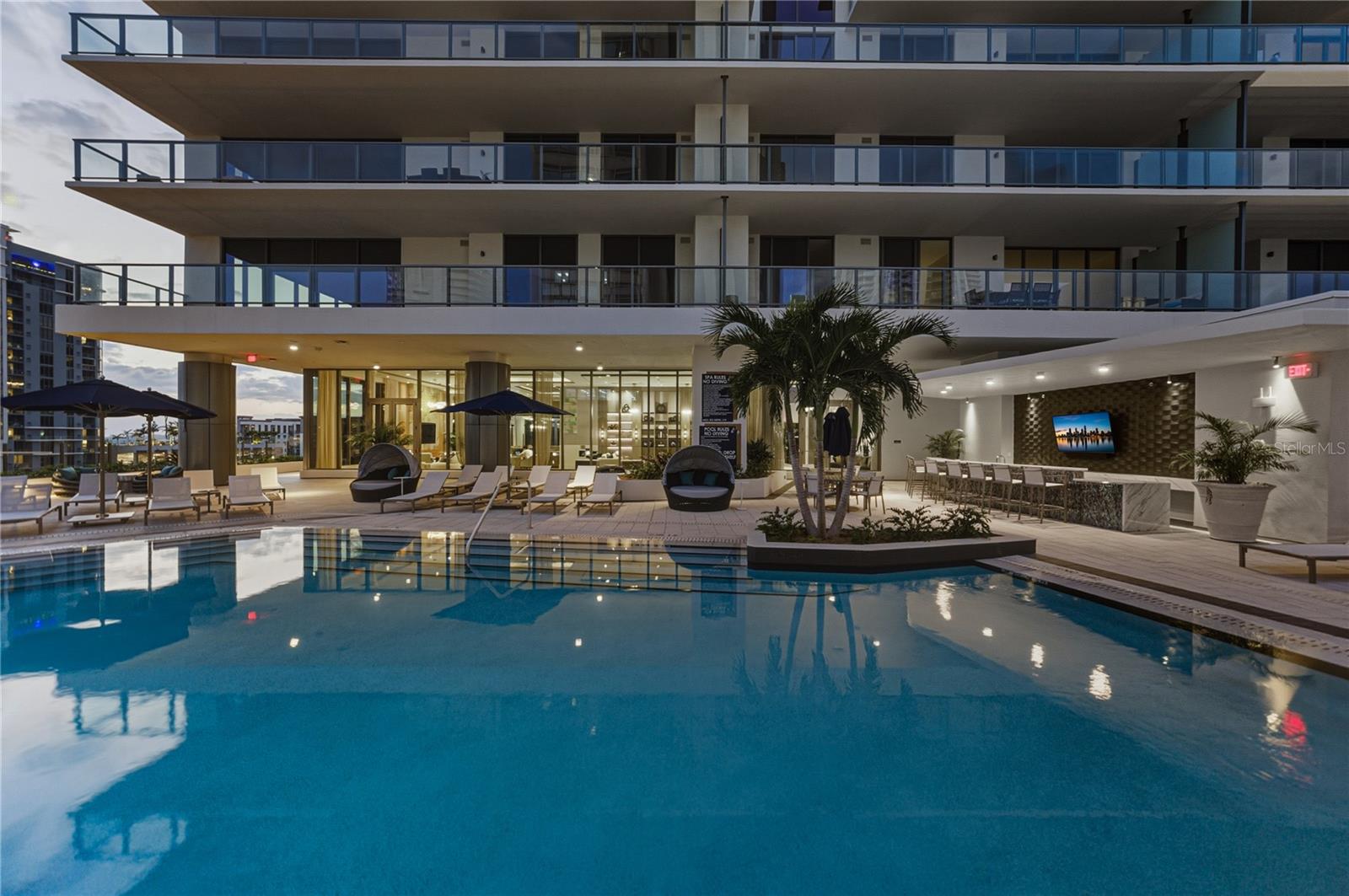 Image 82 of 100 For 275 1st Avenue S 1701