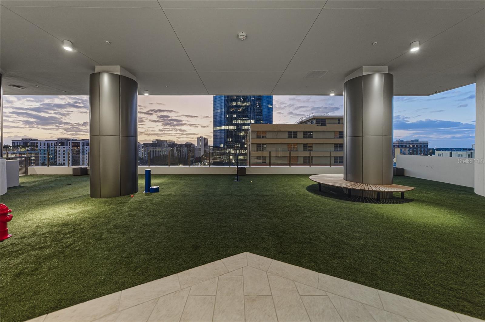 Image 96 of 100 For 275 1st Avenue S 1701