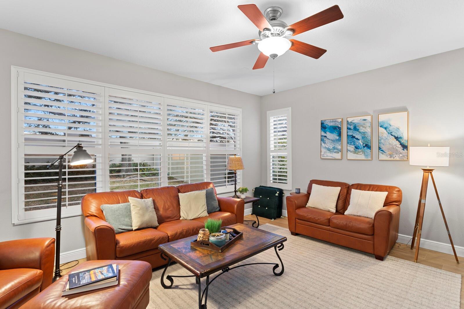 Image 21 of 44 For 540 Harbor Grove Circle