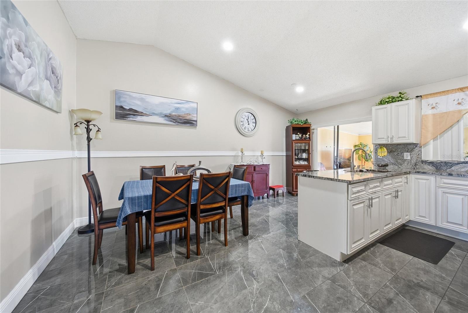 Image 11 of 31 For 5142 Springwood Drive