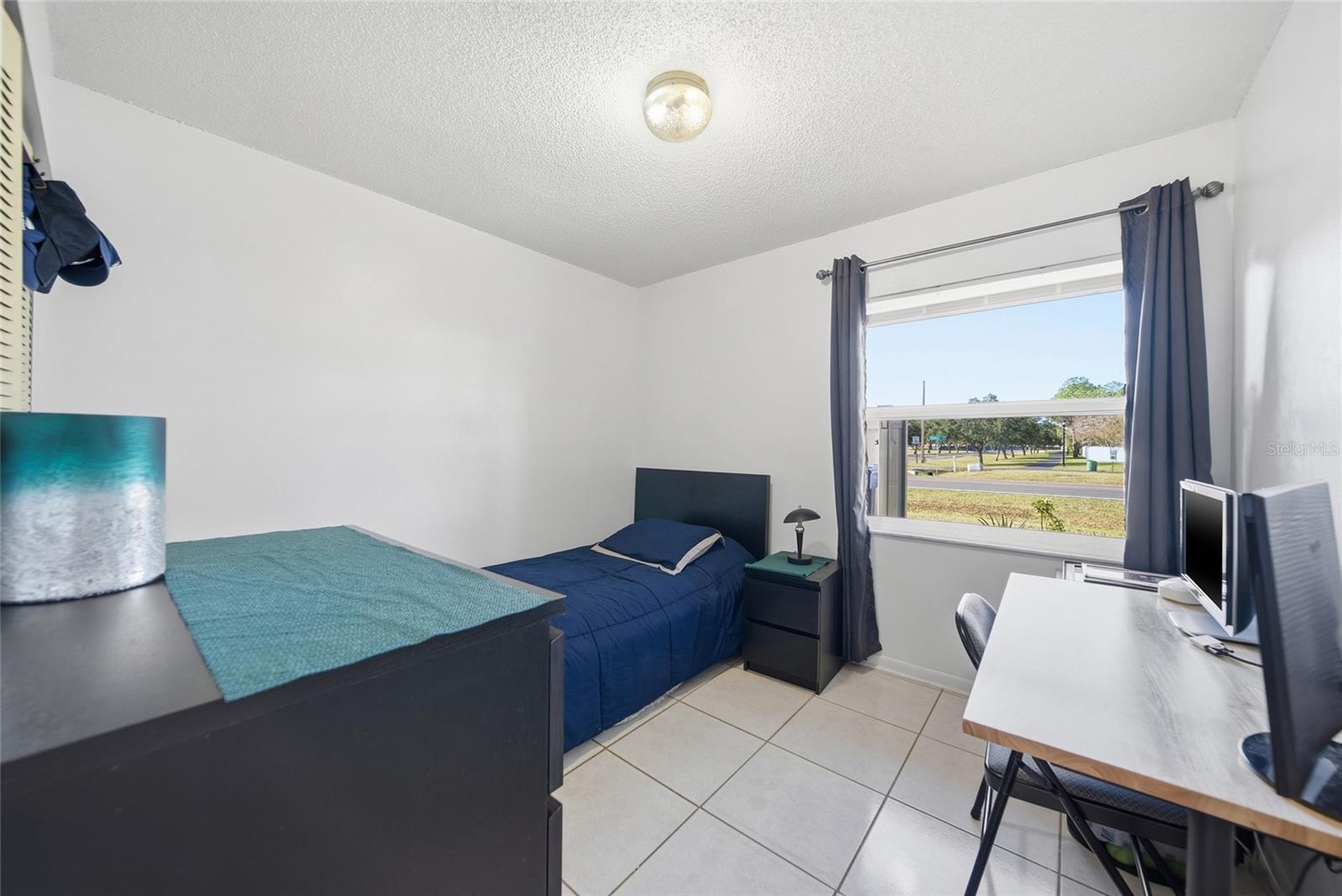 Image 19 of 31 For 5142 Springwood Drive