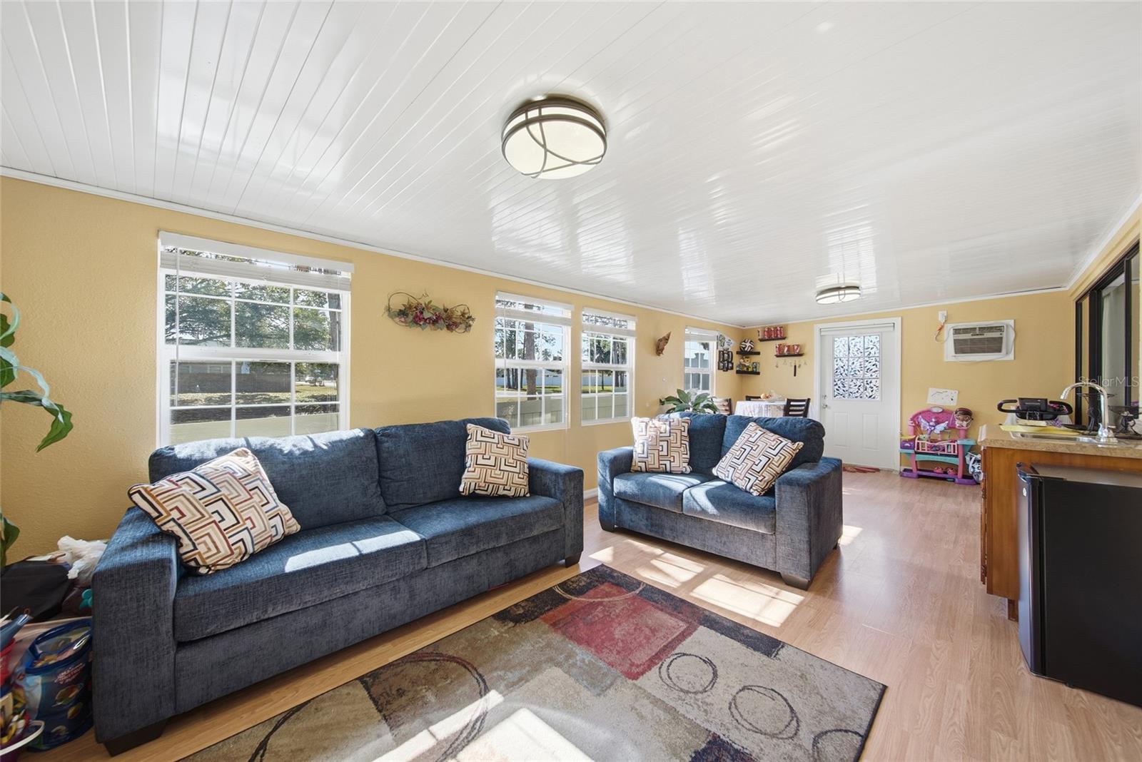 Image 5 of 31 For 5142 Springwood Drive