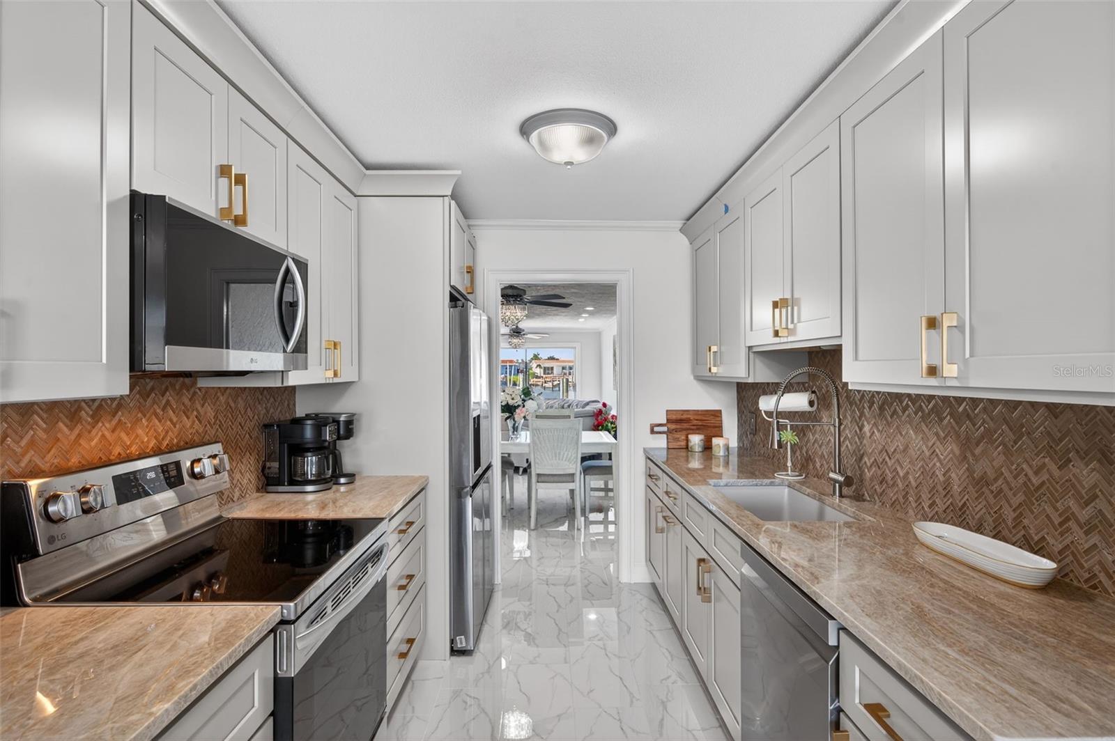 Image 17 of 69 For 427 Boca Ciega Point Boulevard N