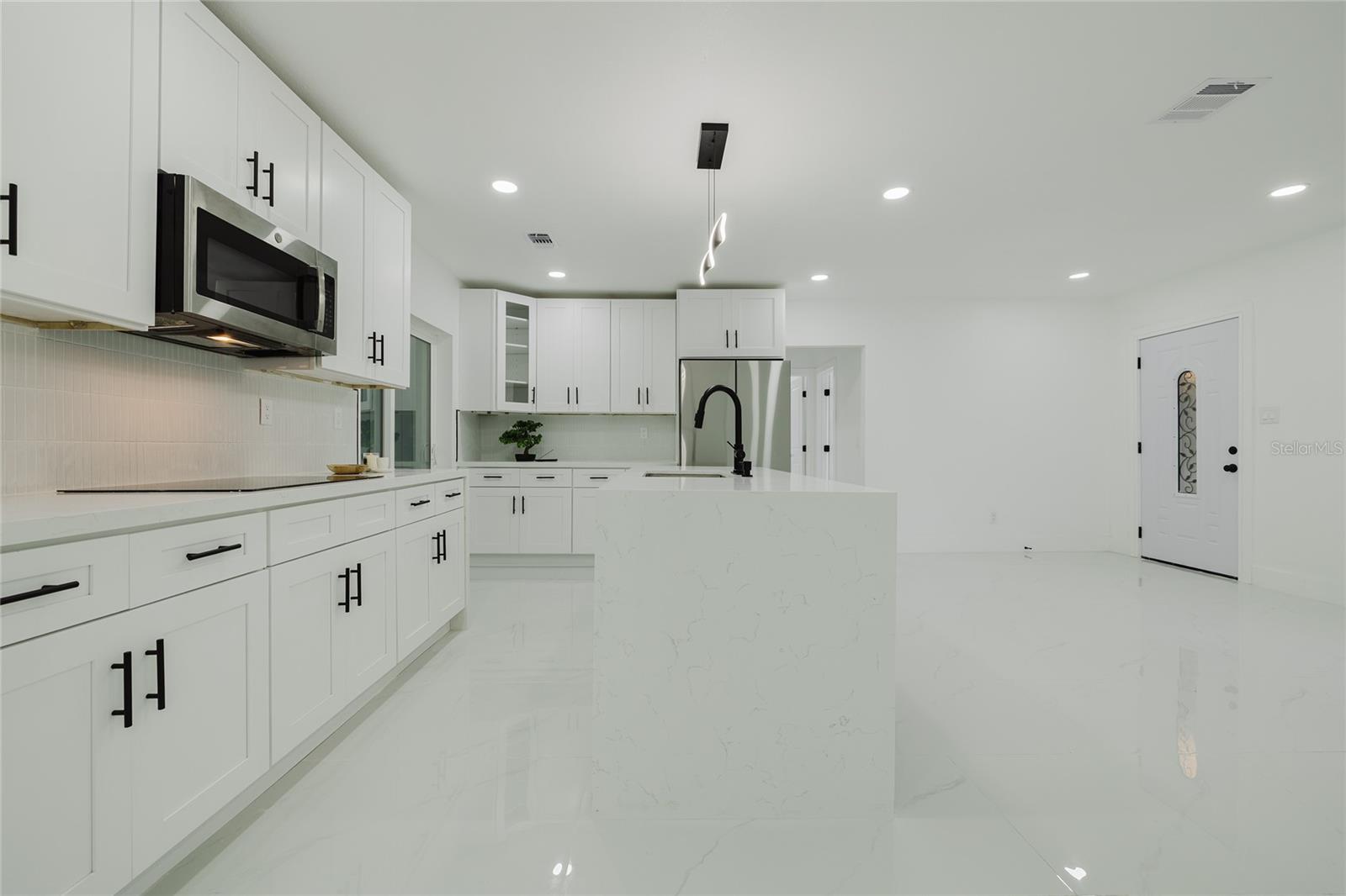 Image 10 of 44 For 3546 Boca Ciega Drive N