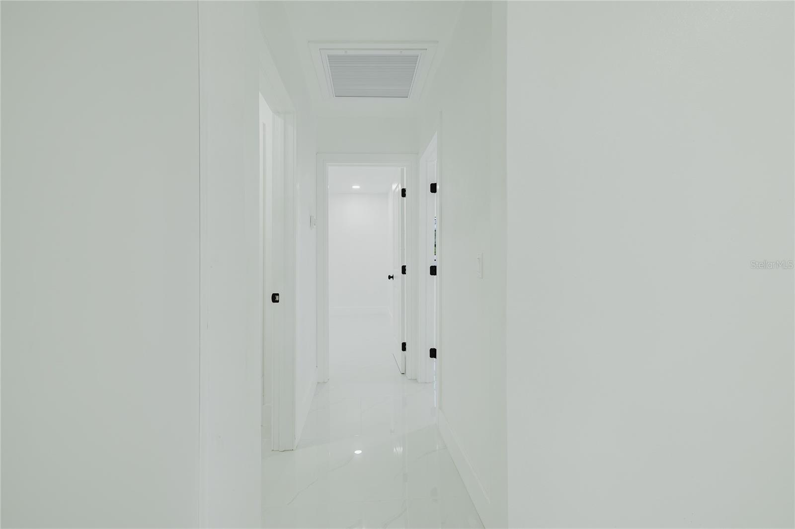 Image 23 of 44 For 3546 Boca Ciega Drive N