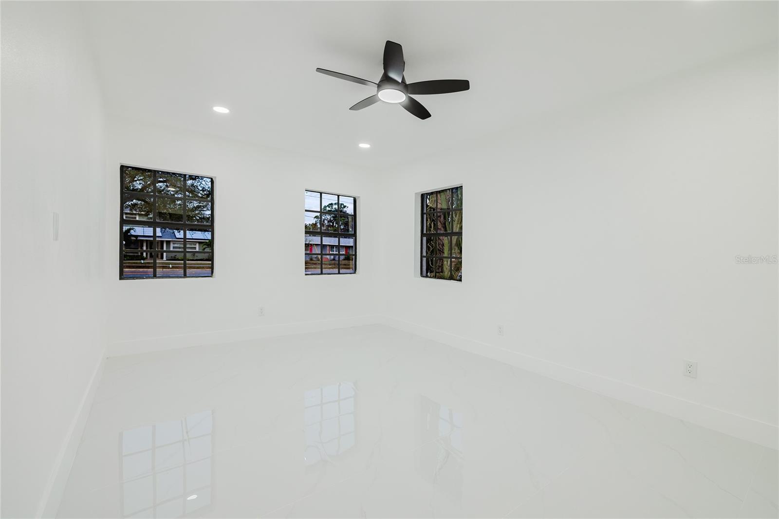 Image 24 of 44 For 3546 Boca Ciega Drive N