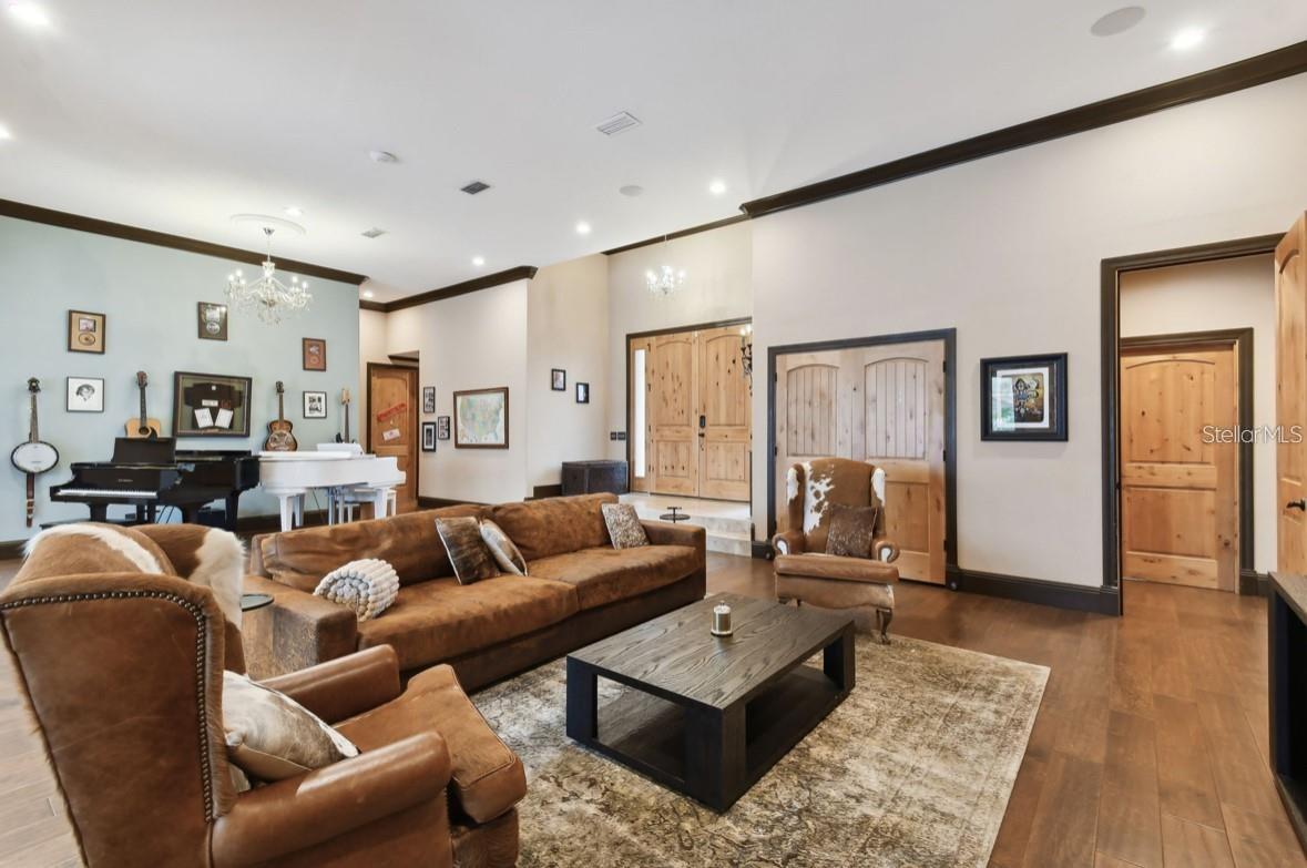 Image 12 of 74 For 9805 Compass Point Way